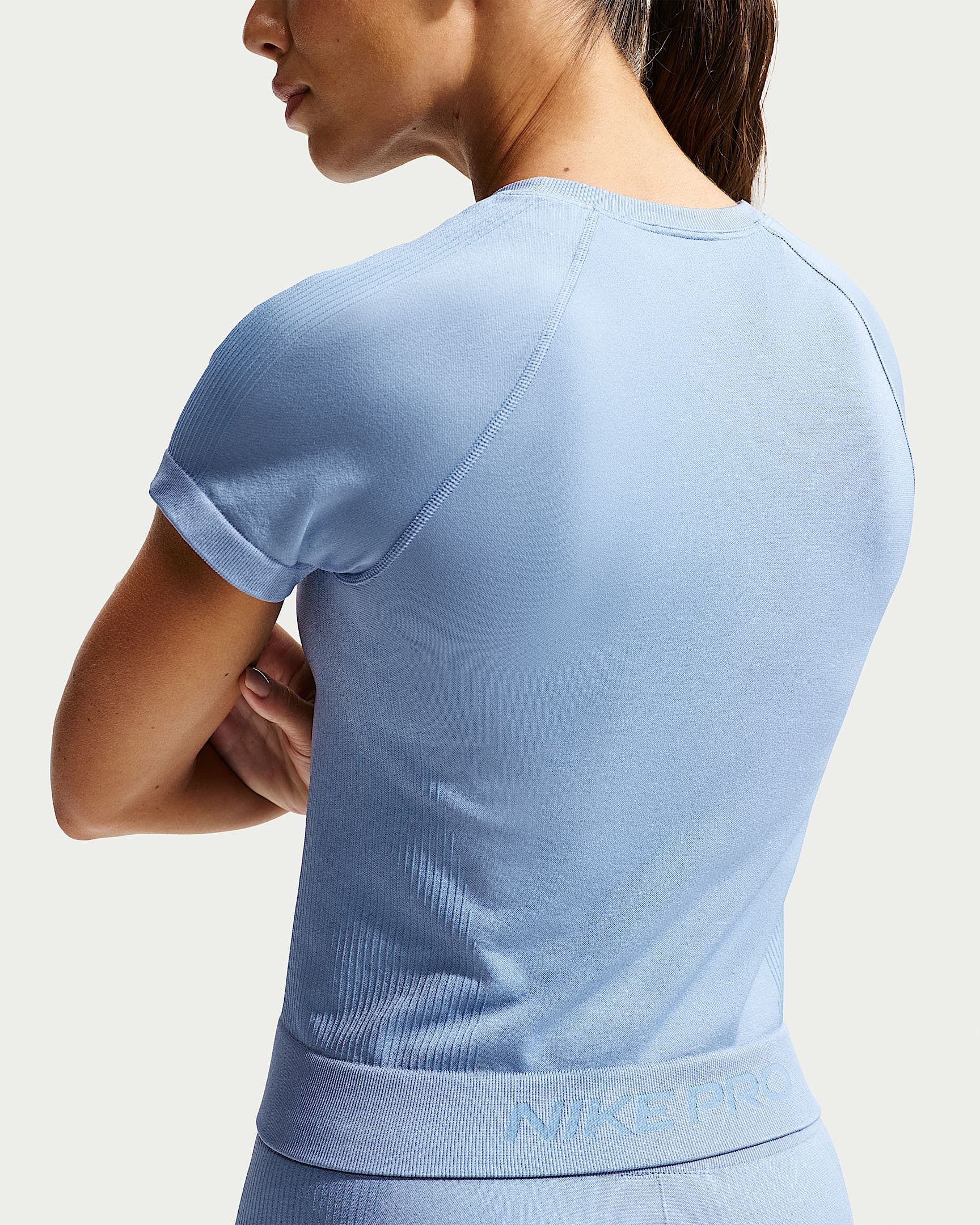 Nike Funktionsshirt Nike Pro Seamless Women's Dri-FIT Short-Sleeve Top Raglanärmel, Kurzarm, mit Dri-FIT-Technologie, elastisches Material
