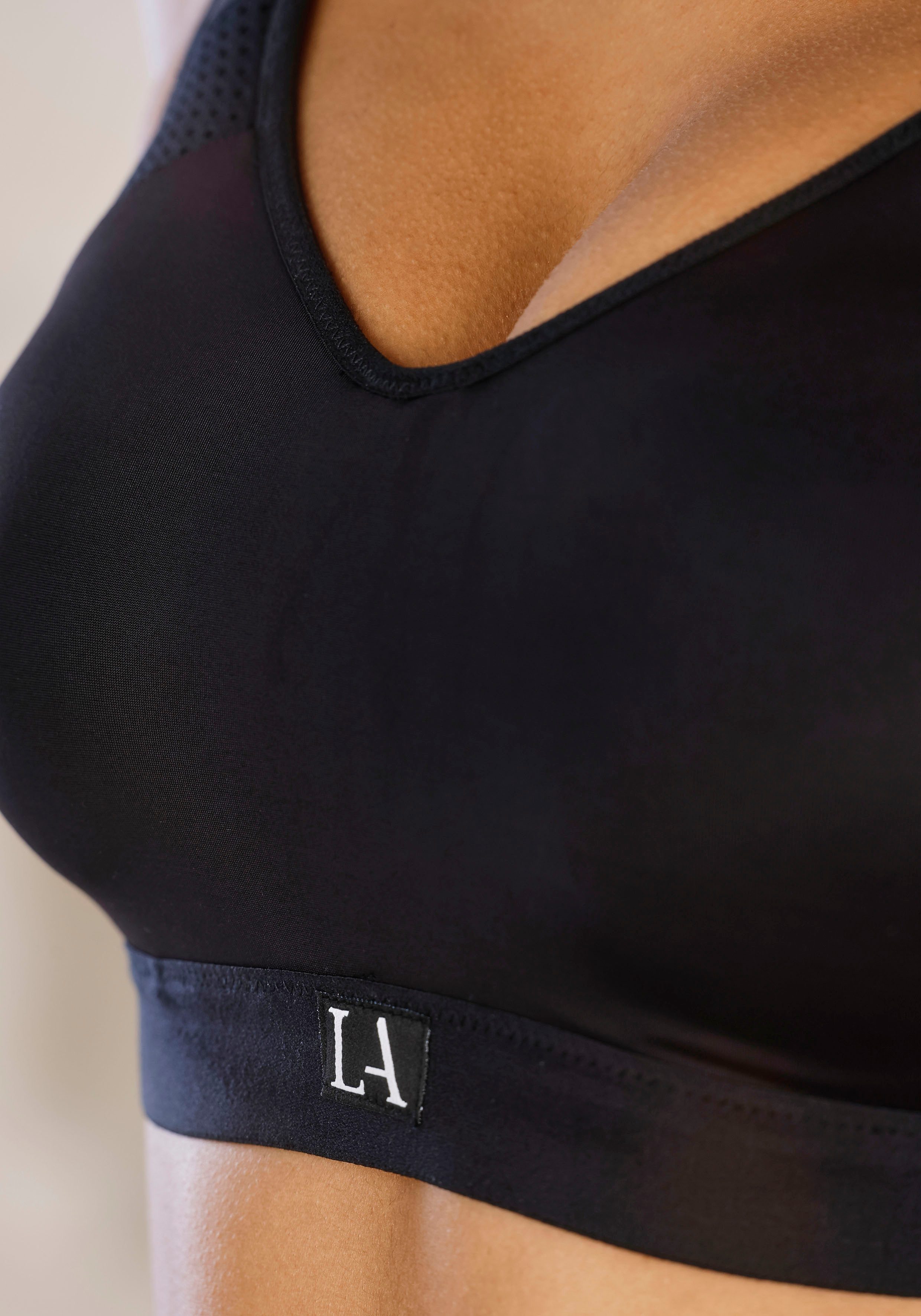 LASCANA ACTIVE Sport-BH ohne Bügel, mit Schale ohne Bügel mit breiten, wattierten Trägern, mit seidiger Microfaser – Bild 5 von 5