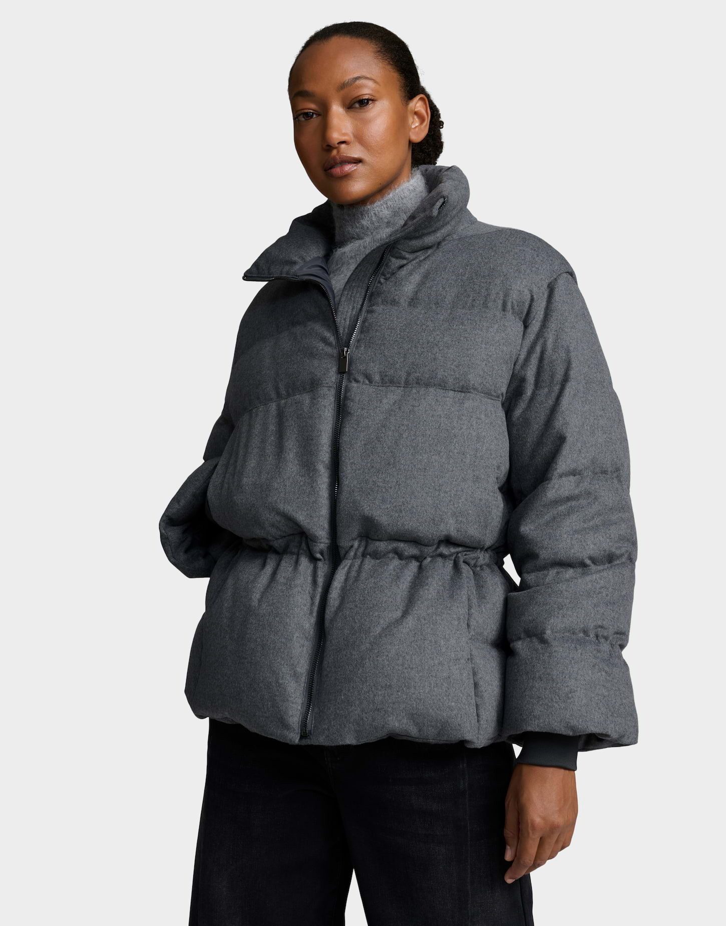 someday Daunenjacke Vajomi cozy in Woll Optik Taillierte Form mit Stehkragen und elastischem Taillenbund