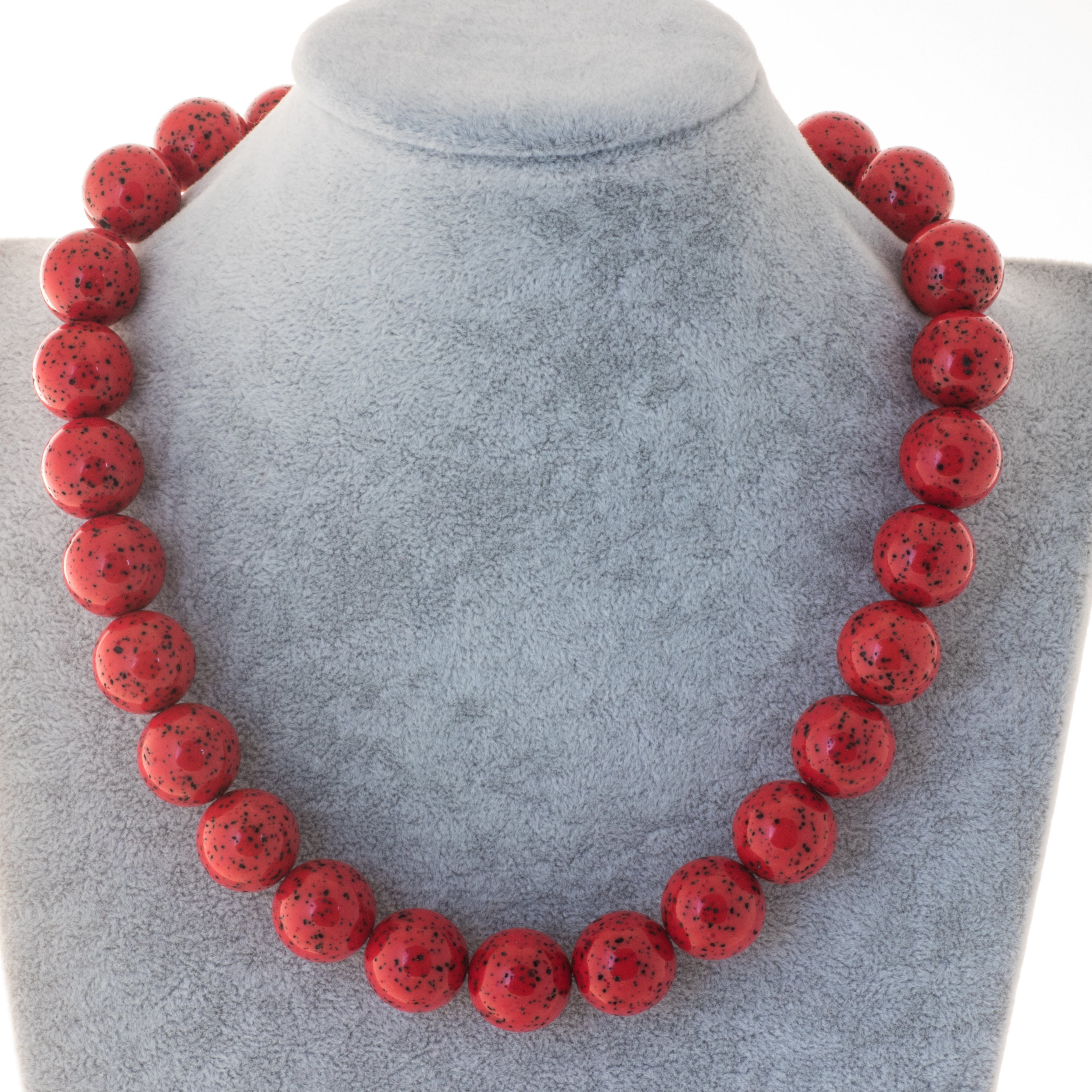 Bella Carina Perlenkette Polaris Perlen Kette rot schwarz 18 mm, Magnetverschluss