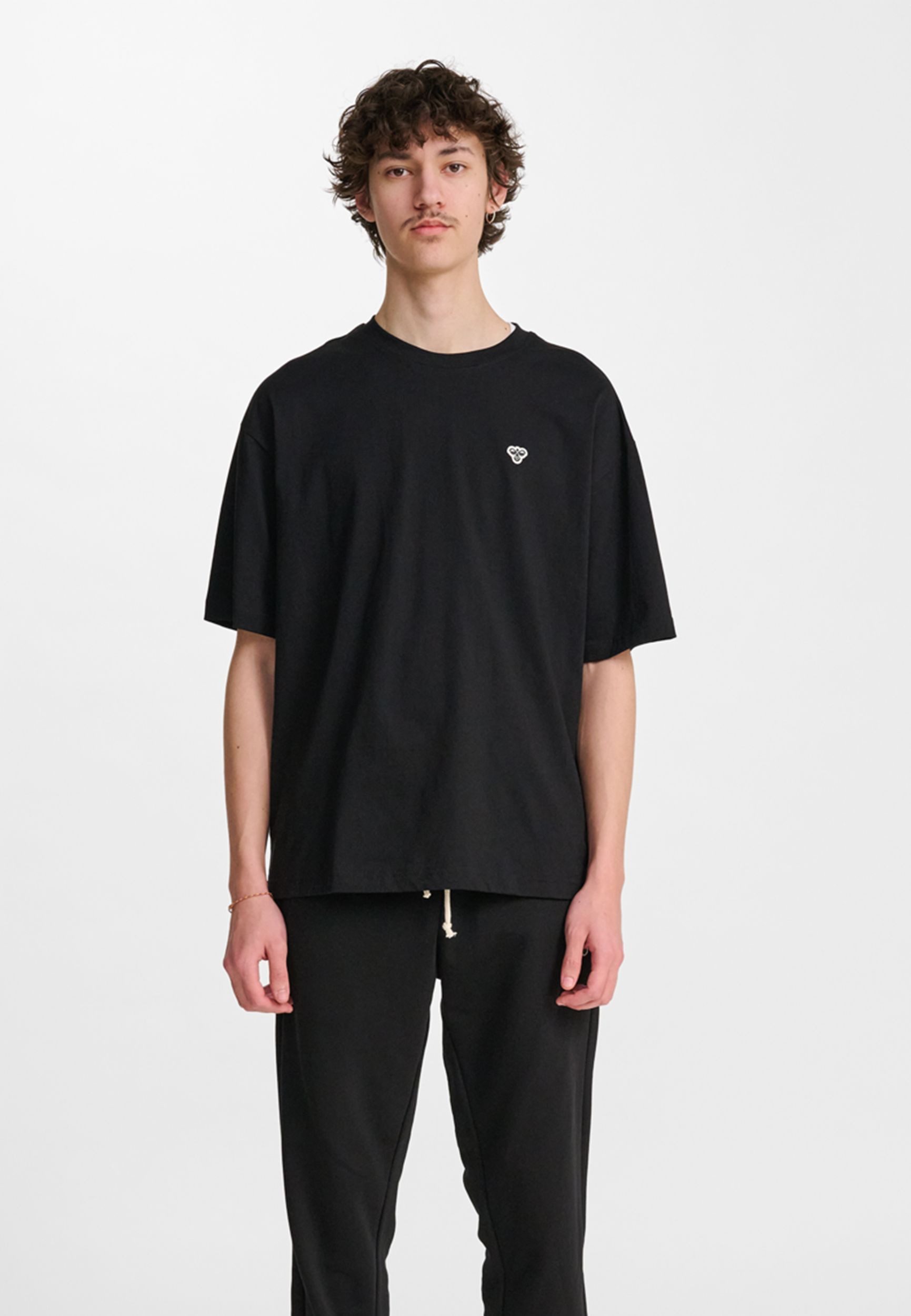 hummel T-Shirt Dropped Shoulder Schnitt mit günstig online kaufen