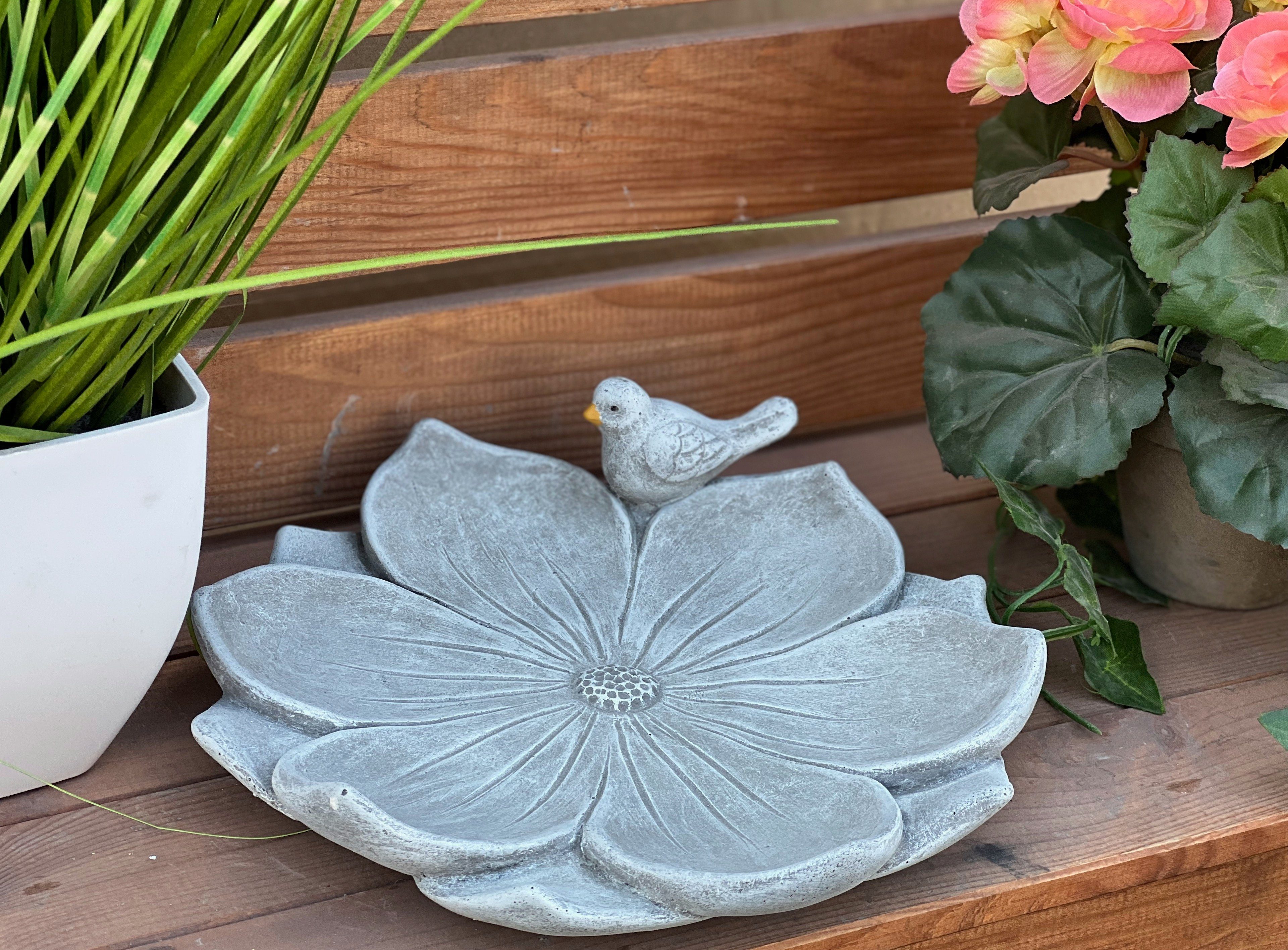 Stone and Style Vogeltränke Frostfeste Vogeltränke Blatt mit Vögelchen