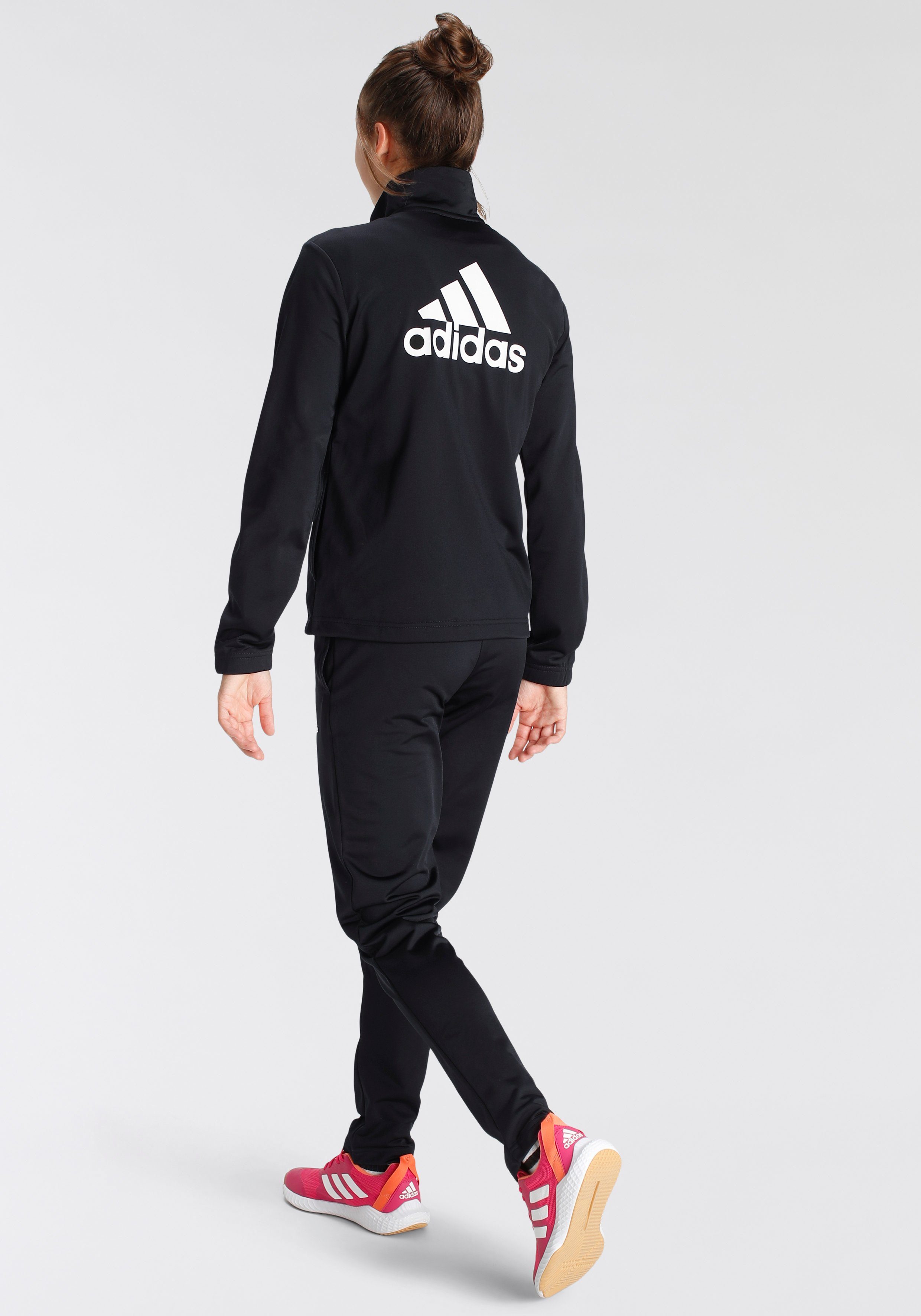 adidas Sportswear Trainingsanzug / White BIG (2-tlg) ESSENTIALS Black LOGO