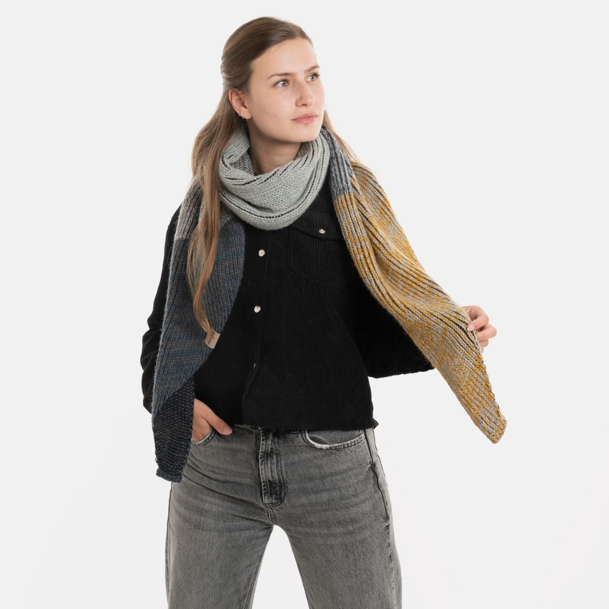Knit Factory Strickschal Remy Schal Frosty Clay, (1-St), Schal Halstuch Dreiecksschal Tuch Strickmode