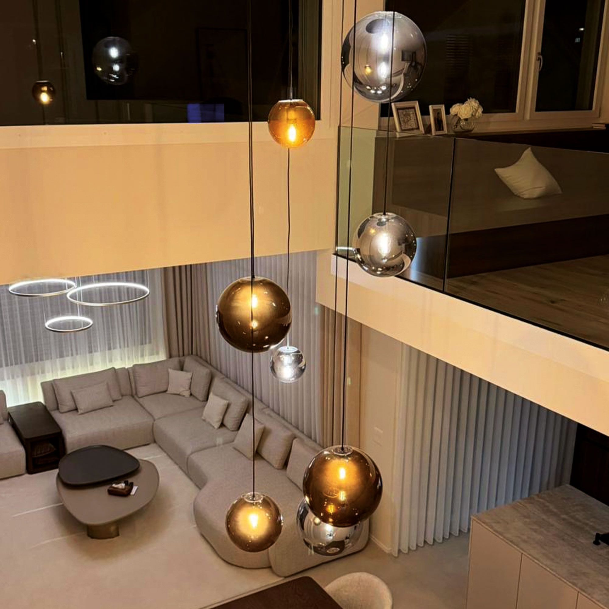 s.luce Pendelleuchte Galerieleuchte Orb Glaskugel 5m Abhängung Schwarz/Rauch