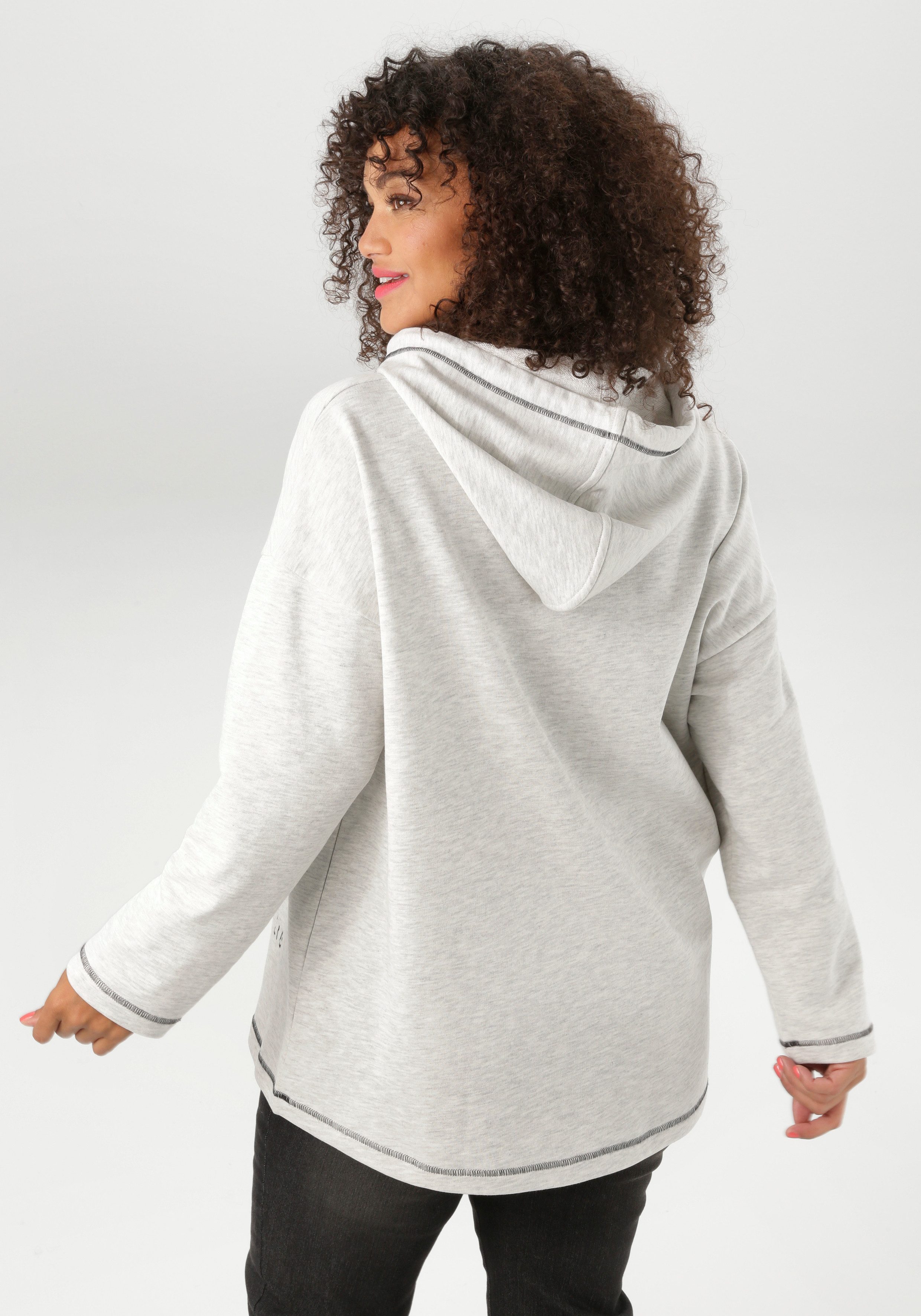 Aniston PLUS Sweatshirt mit großem Tigerprint günstig online kaufen