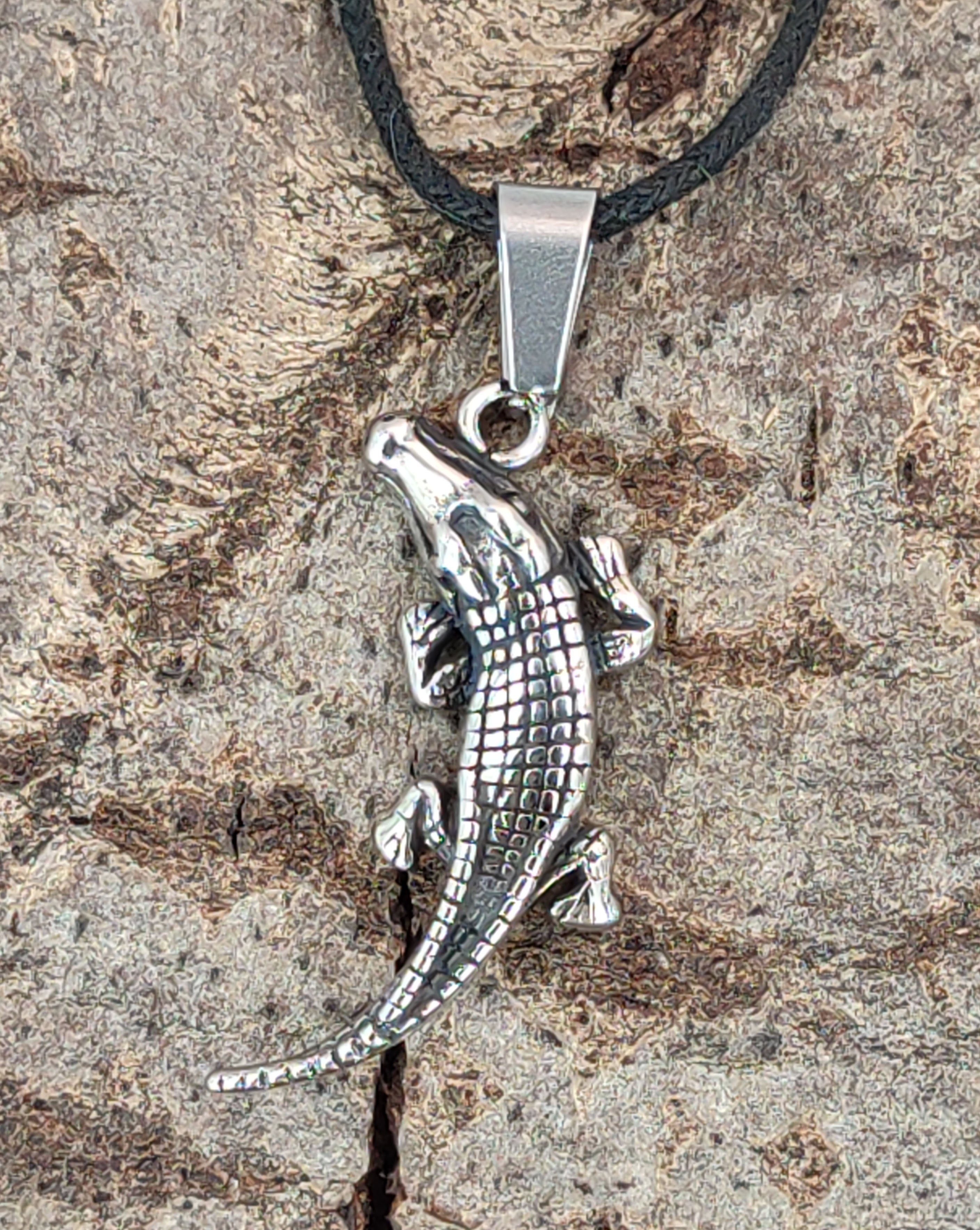 Kiss of Leather Kettenanhänger Stahl 21 Krokodil Anhänger Edelstahl Alligator Echse Reptil
