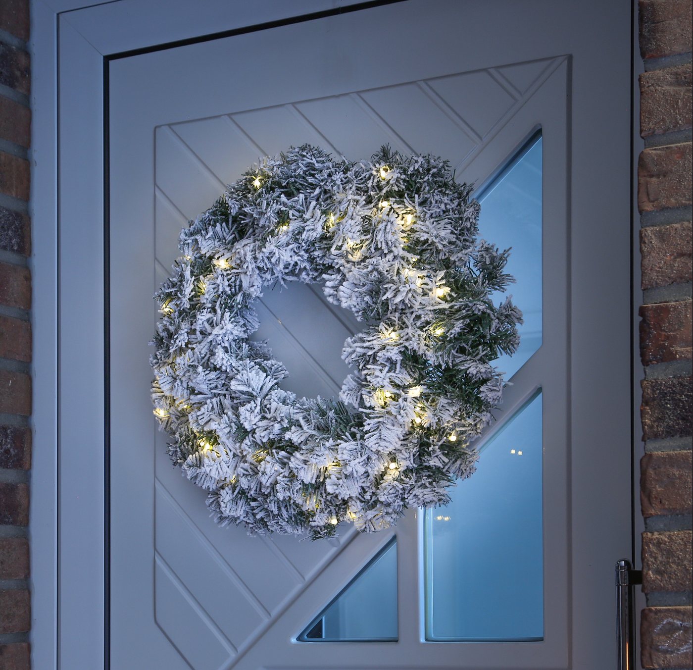 MARELIDA Dekokranz LED Tannenkranz Türkranz Weihnachtskranz beschneit beleuchtet D: 60cm
