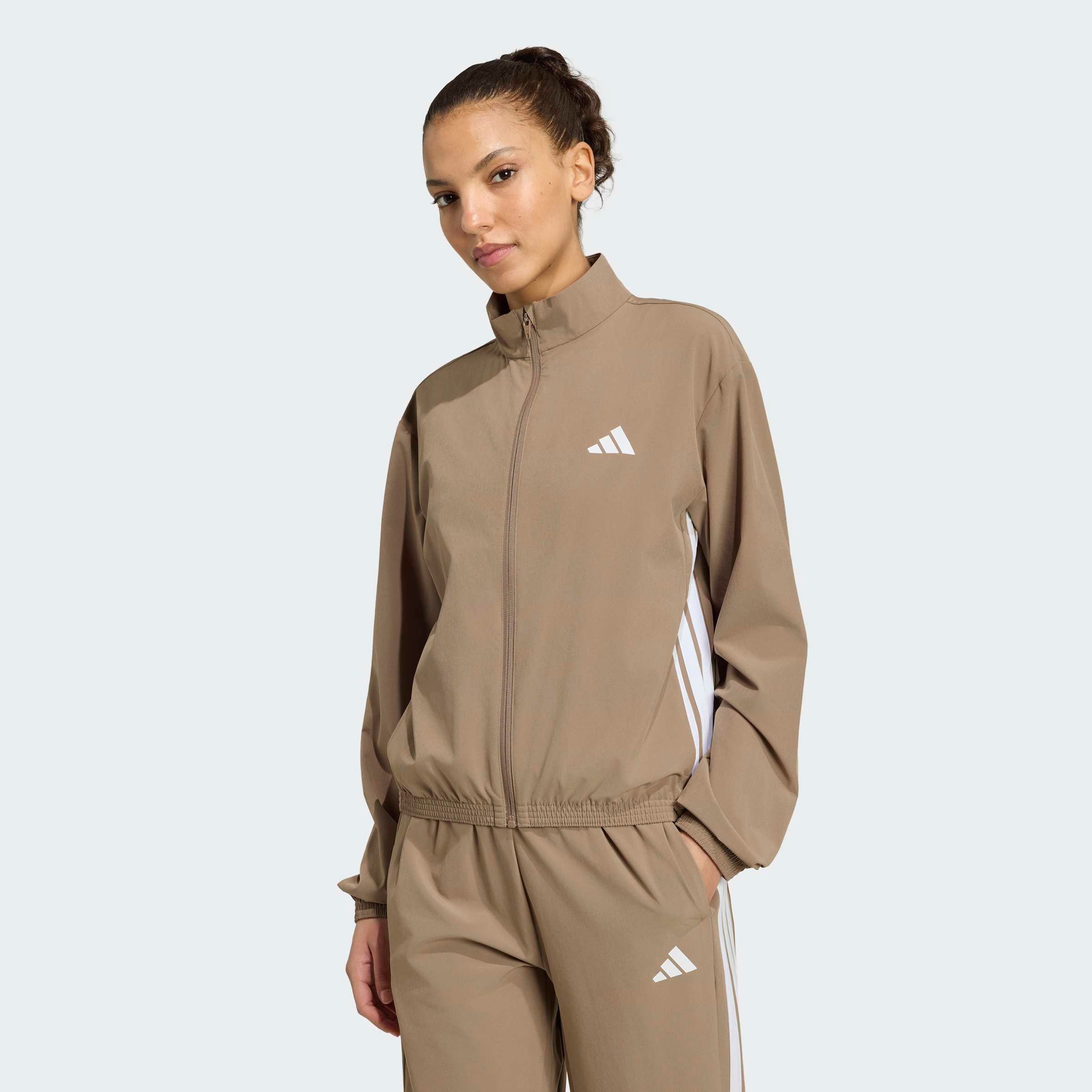 adidas Performance Trainingsjacke TRAIN ESSENTIALS 3-STREIFEN WOVEN WARM-UP mit Elasthan-Anteil, leichtes Tragegefühl