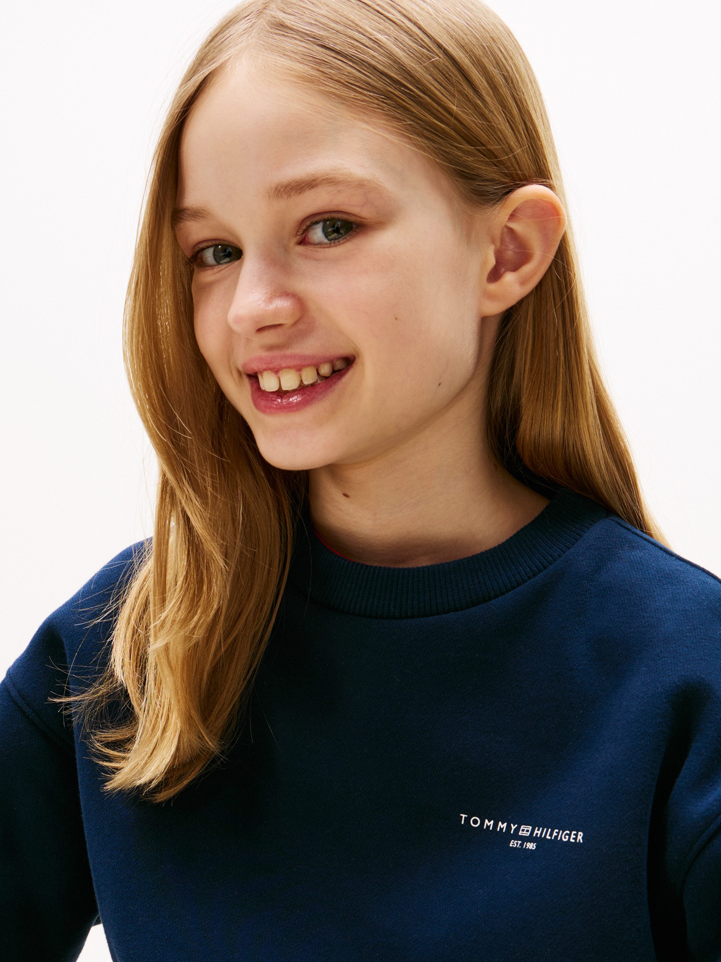 Tommy Hilfiger Sweatshirt MINI CORP C-NECK SWEATSHIRT für Kinder bis 16 Jahre, mit Logo-Stickerei