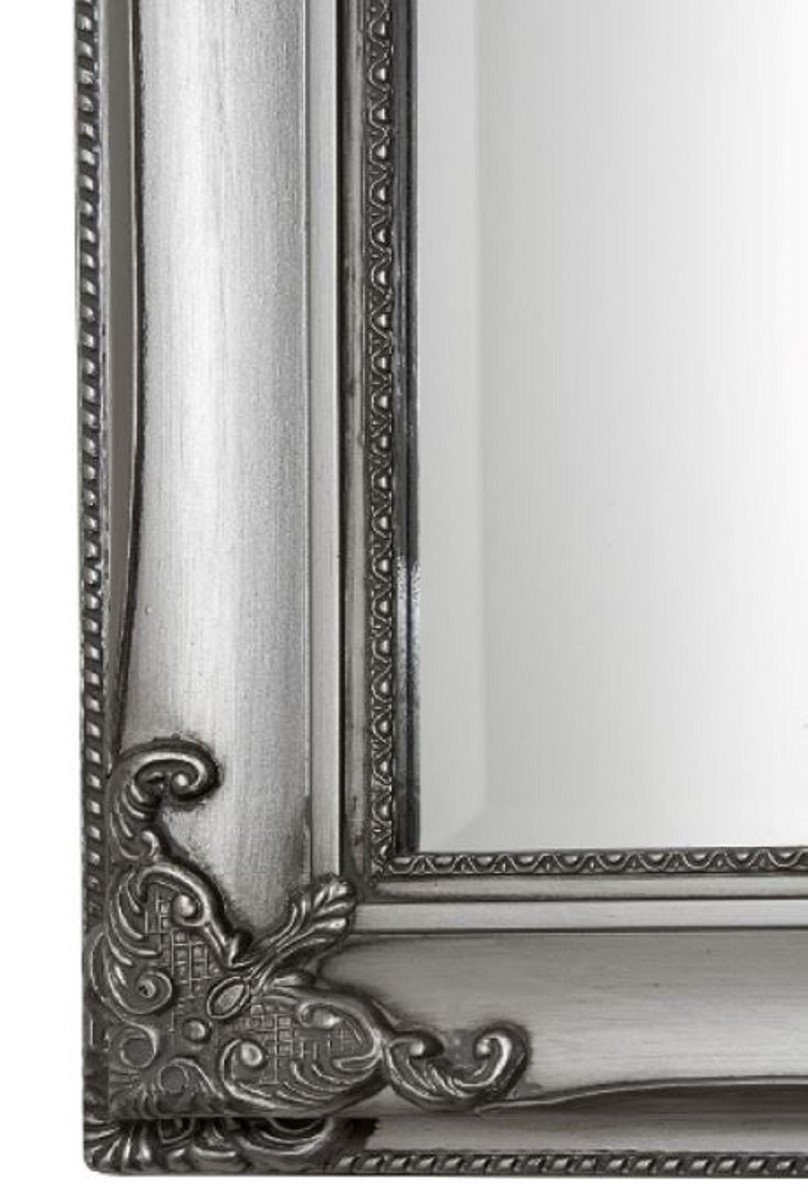 Casa Padrino Barockspiegel Barock Wandspiegel Handgefertigter mit Spiegel Holzrahmen H. und 190 65 - x Silber Barock Verzierungen cm wunderschönen