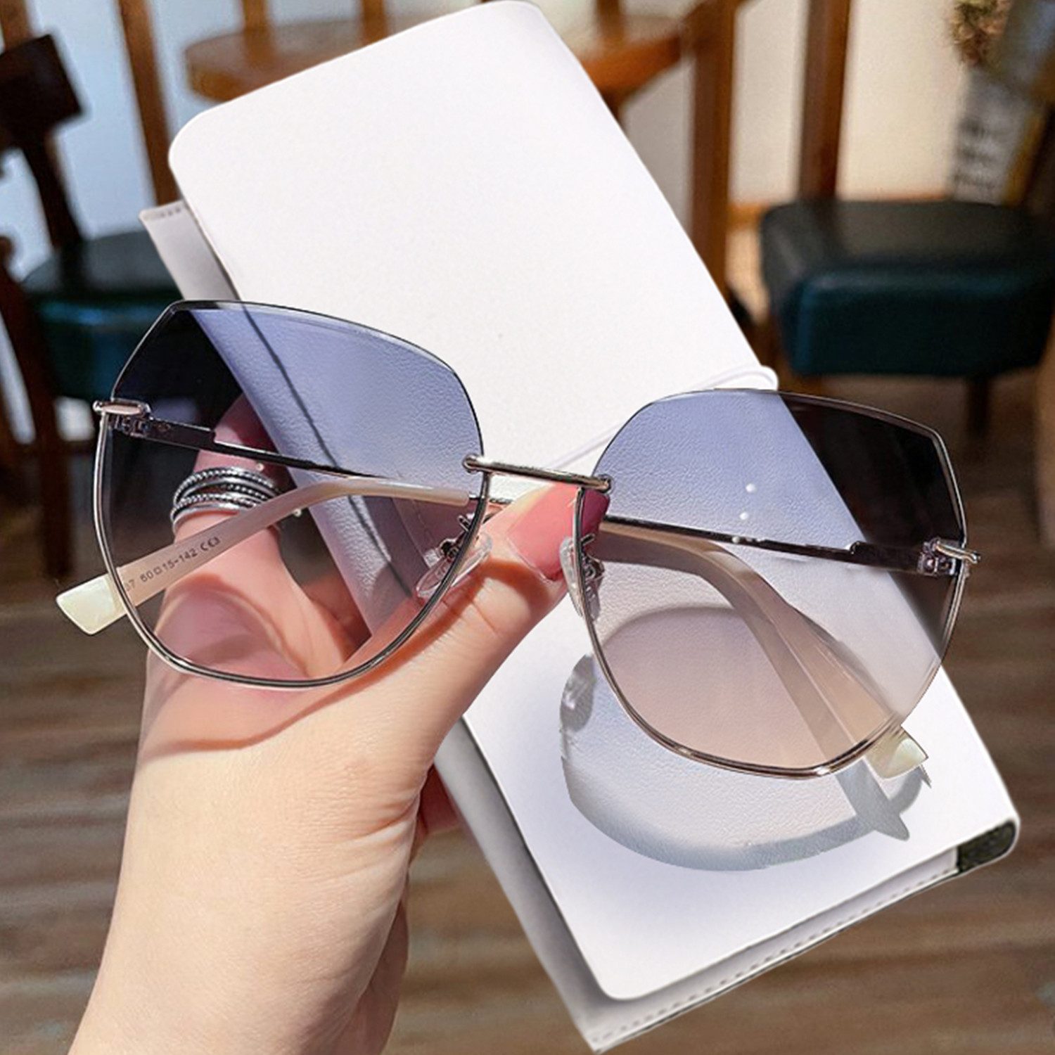 KUGI Sonnenbrille Sonnenbrille Hochwertige Verpackung Geeignet für Männer und Frauen (für Männer und Frauen Ins Blogger,und Prominenten derselbe Stil Muss in vier Jahreszeiten haben sind die perfekte Wahl, UV400 100 % UV-Schutz,2023 Hot Sale Style Auswahl) für Outdoor-Aktivitäten wie Wandern,Fahren,Angeln,Einkaufen