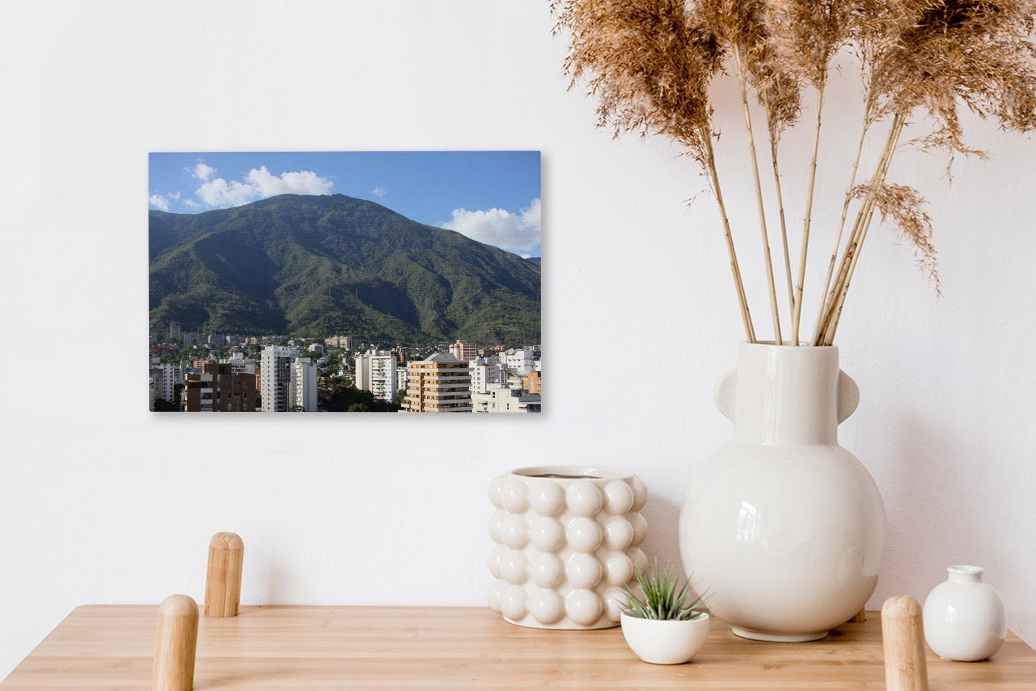 OneMillionCanvasses® Leinwandbild Wanddeko, in cm St), Leinwandbilder, Skyline Ávila von Caracas Wandbild der Gebäude Aufhängefertig, Venezuela, 30x20 (1 und