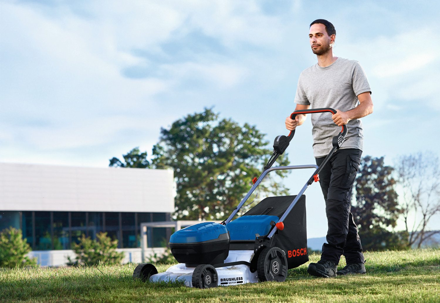 Bosch Professional Akkurasenmäher »GRA 18V2-46«, 46 cm Schnittbreite, ohne Akku, ohne Ladegerät