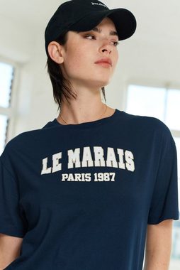 Next T-Shirt Kurzarmpullover Stadtsilhouette Paris Le Marais (1-tlg)