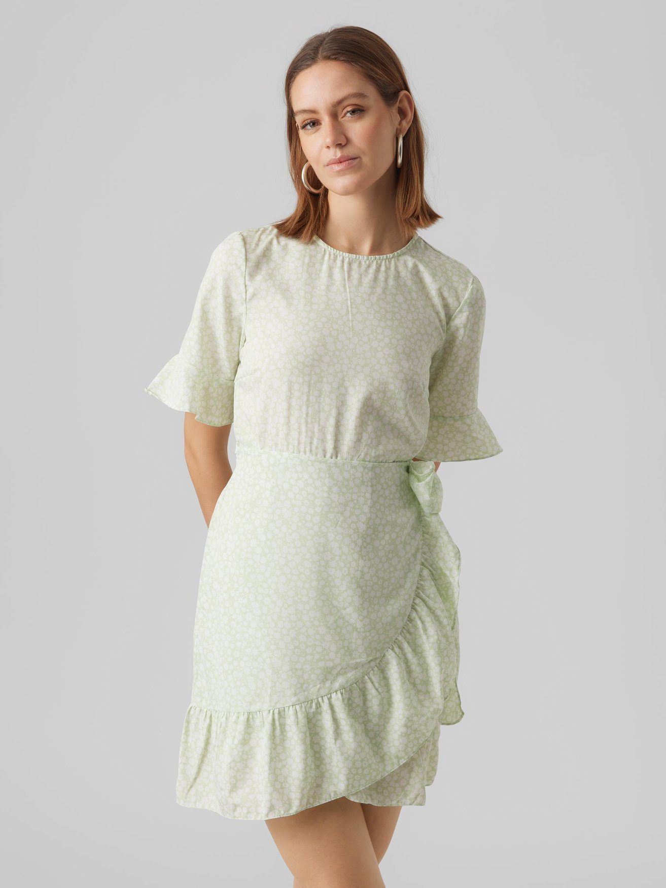 Neue Produkte günstig im Versandhandel Vero Moda Shirtkleid Kurzes Mini (kurz) Wickel Grün VMHENNA Kleid 5775 in