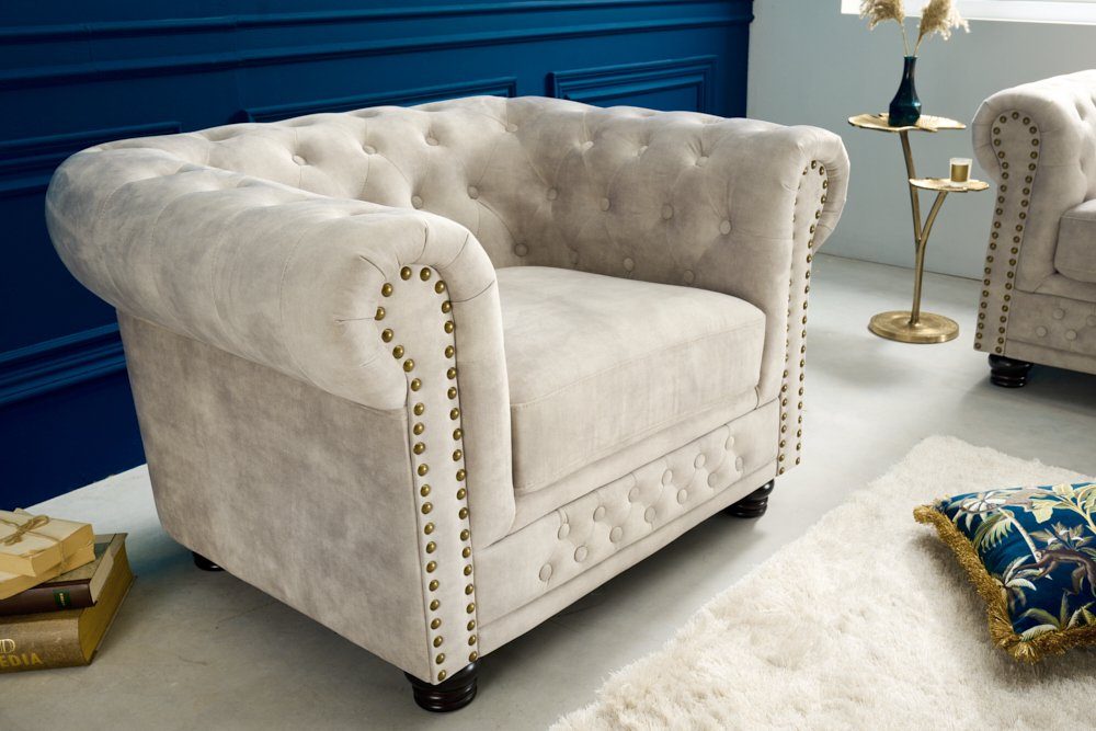 riess-ambiente Sessel CHESTERFIELD 110cm champagner/beige - Samt, mit Armlehne, Federkern (Einzelartikel, 1-St), Gemütlicher Sitz mit Knopfheftung - ideal für W – Bild 5 von 5