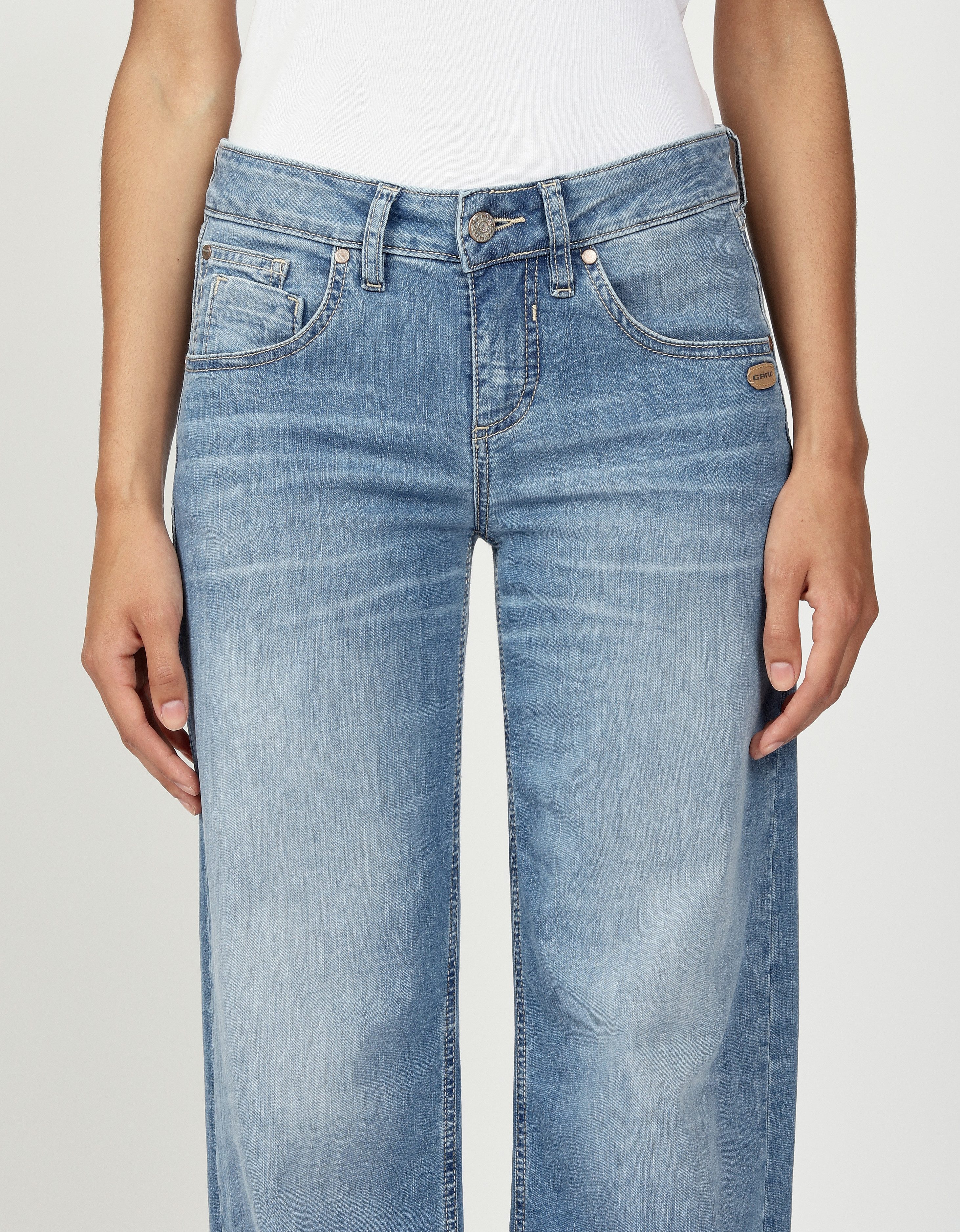 GANG Straight-Jeans 94RIVER mit zusätzlicher kleiner Gesäßtasche
