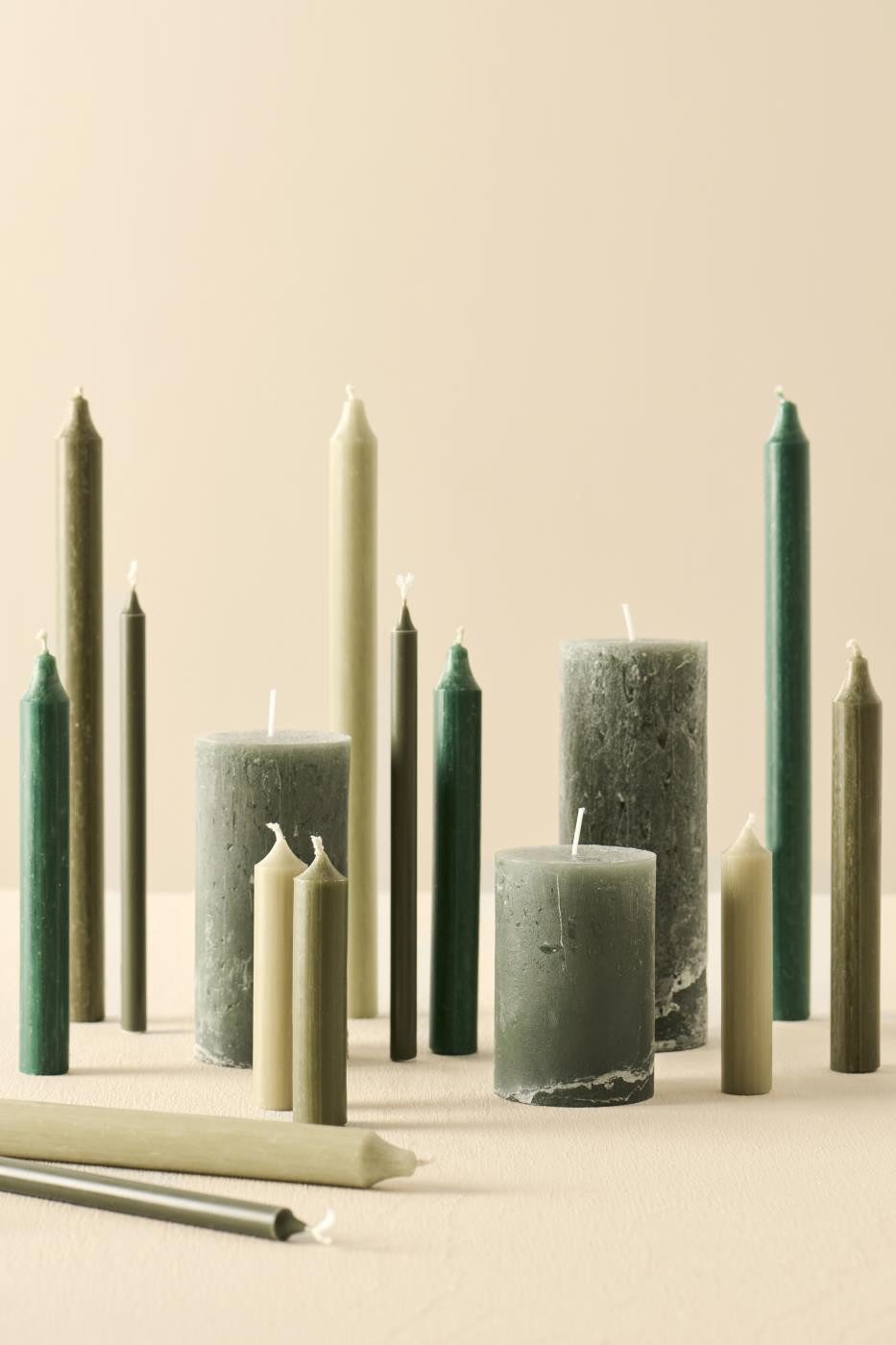 Ib Laursen Rustic-Kerze Stabkerzen Set Paraffin Kerzen Rustikale Tafelkerzen versch. Farben (6er Set), Perfekt für Adventskranz, Windlichter und Tischdekoration