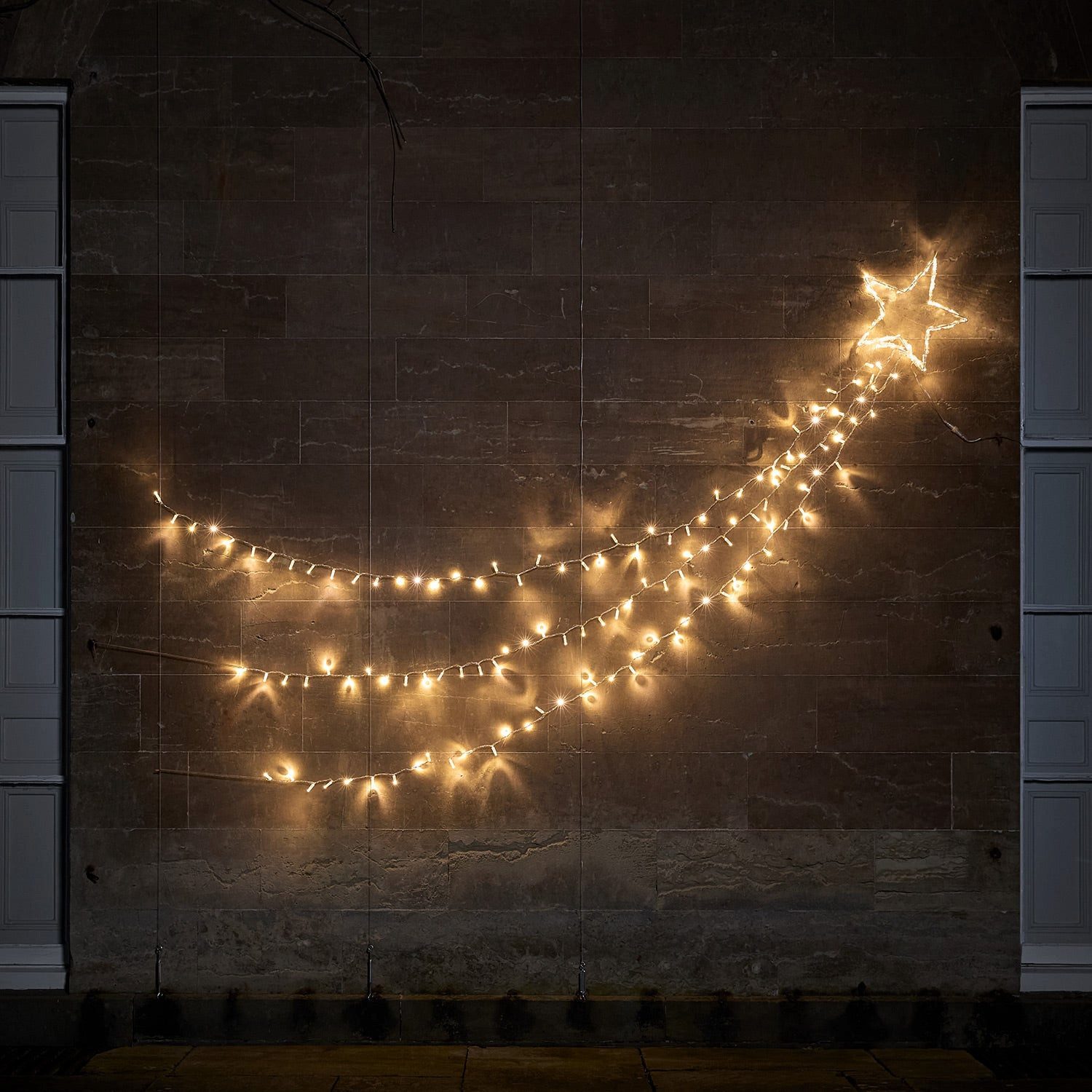 Lights4fun LED-Stern für außen Weihnachtsdeko außen Bicolor LED Sternschnuppe, LED fest integriert