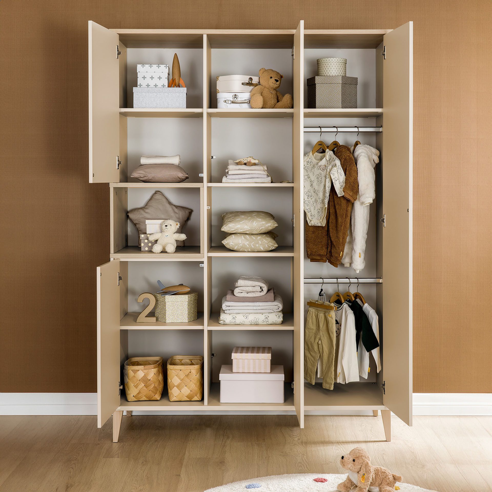 PAIDI Kleiderschrank MILA & BEN Steiff by PAIDI in Beige, 4 Türen mit Push-to-open inkl. Kleiderstangen und Einlegeböden, Massivholz-Füße, Soft-Close