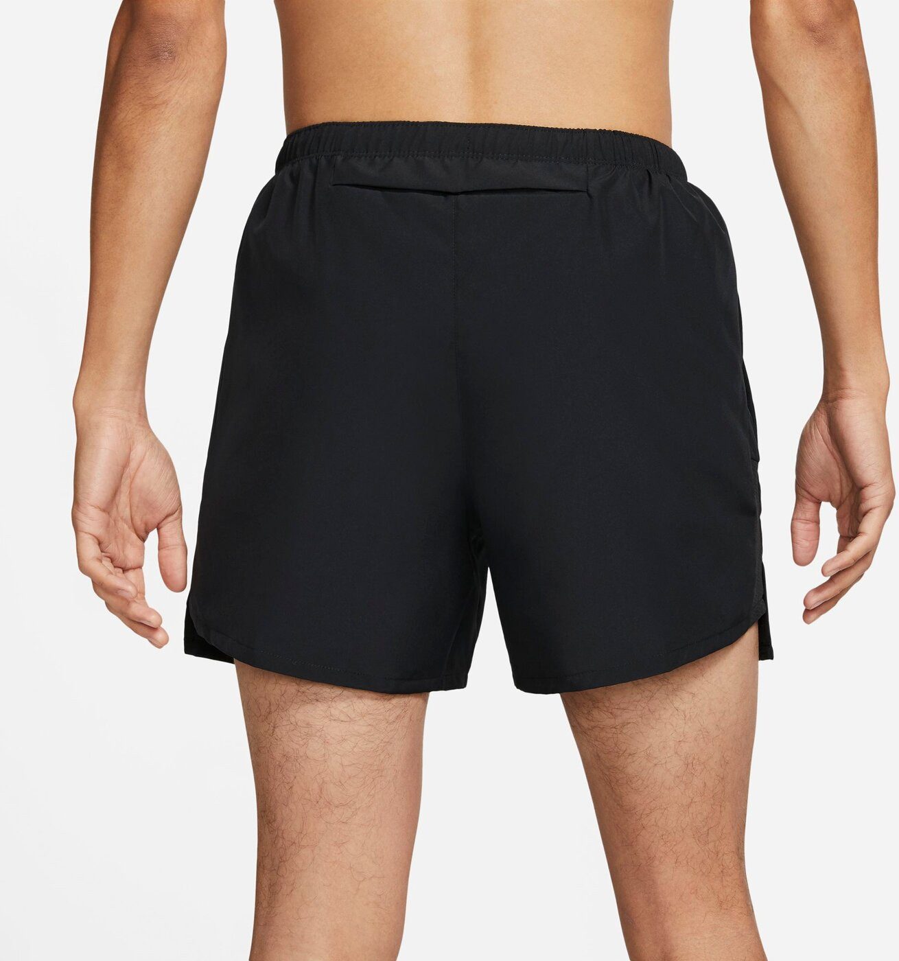 Arena Funktionsshorts M NK DF CHALLENGER SHORT 5BF 010 BLACK/REFLECTIVE SILV