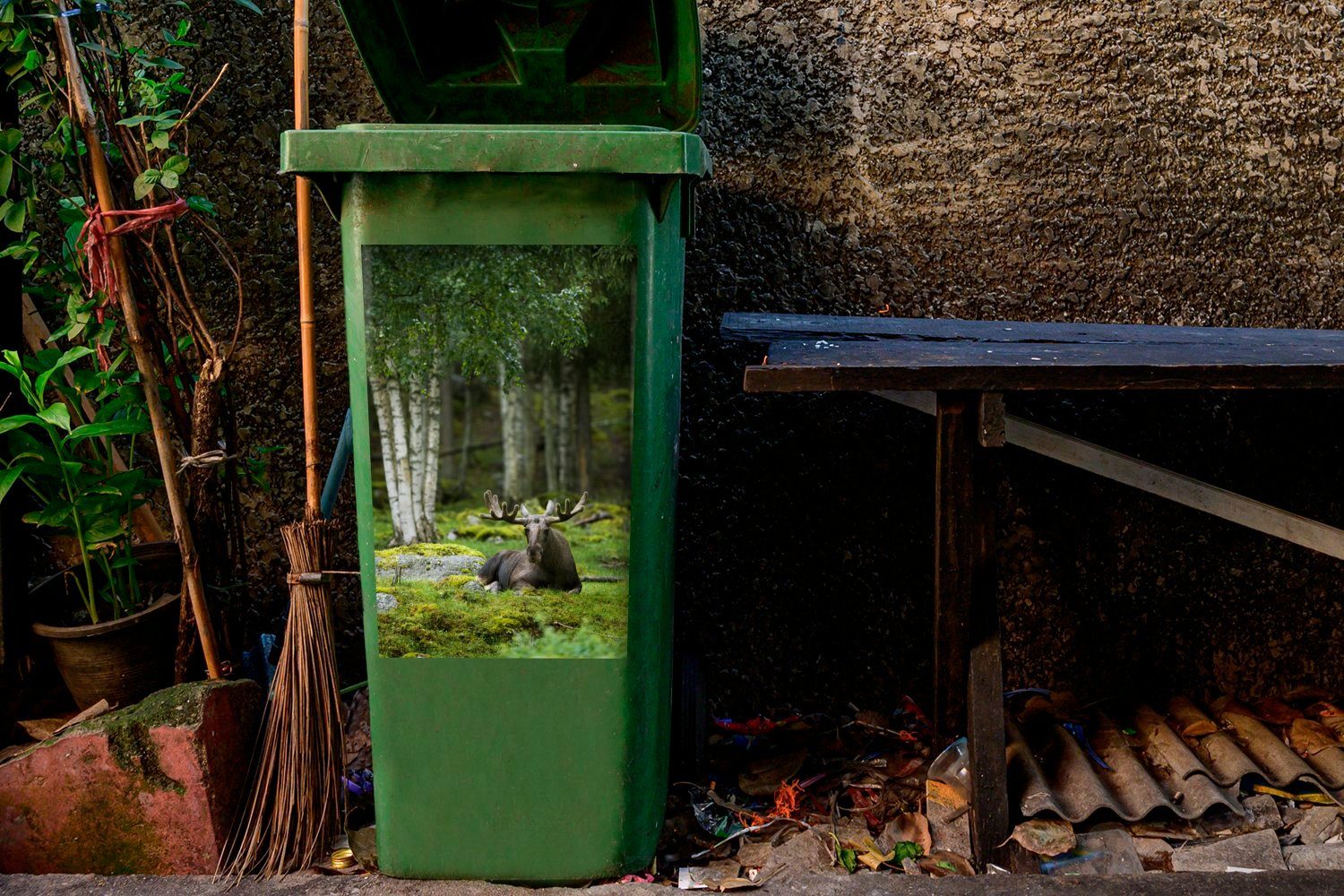 Elch Sticker, Mülleimer-aufkleber, Wandsticker (1 Container, Abfalbehälter St), im Mülltonne, MuchoWow Wald liegend