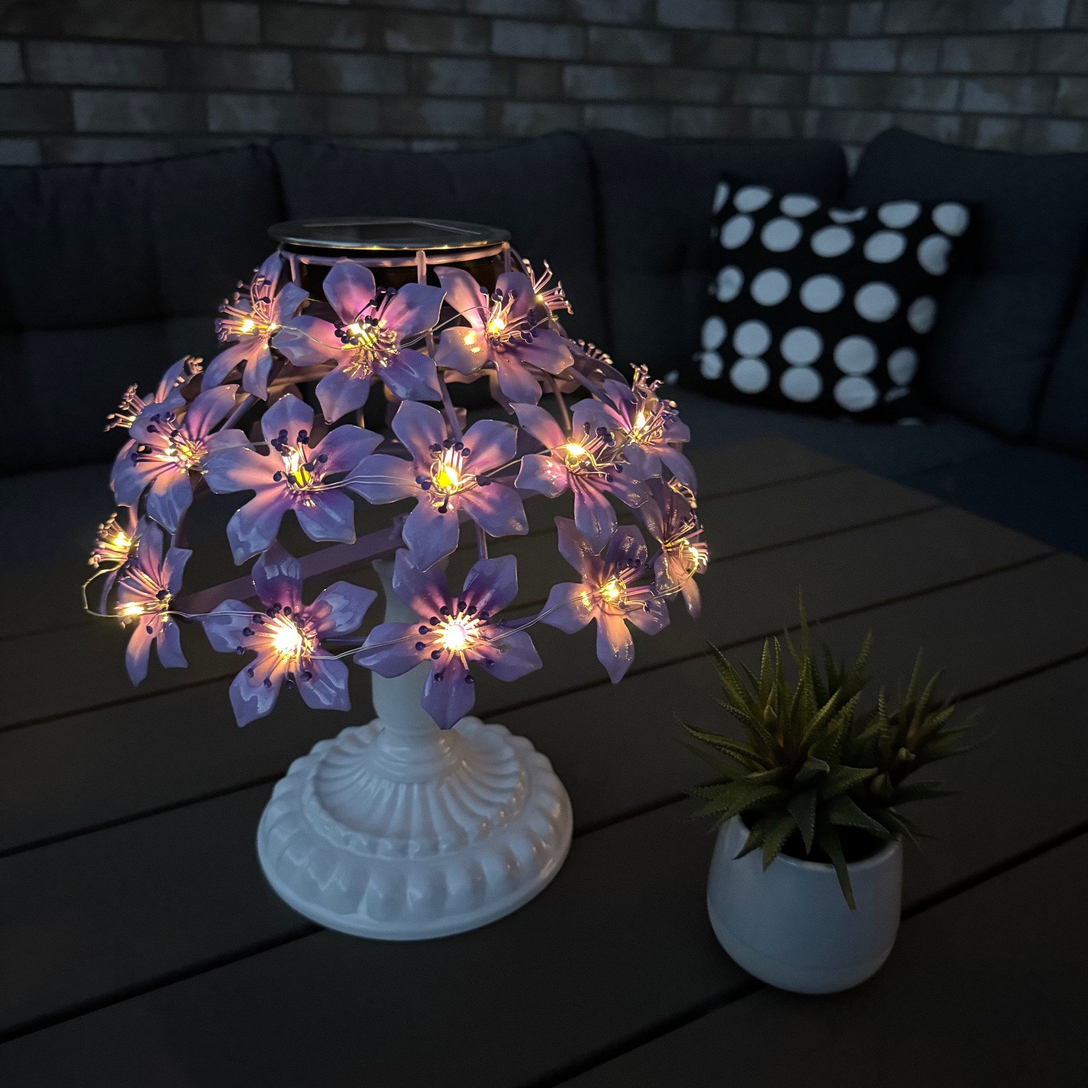 Online-Fuchs LED Außen-Tischleuchte - Solar Tischlampe günstig online kaufen