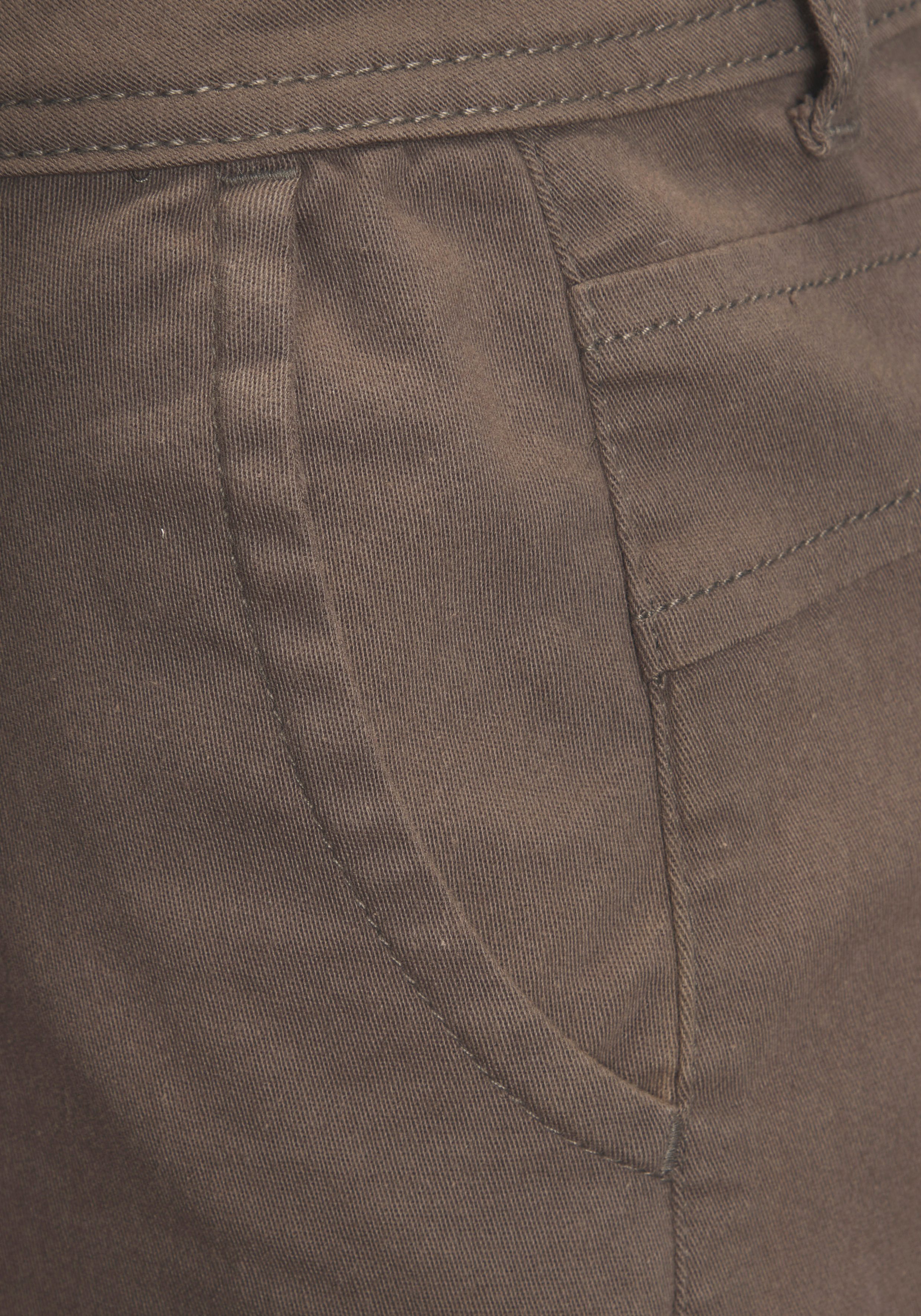LASCANA Bermudas zum Krempeln, aus elastischer Baumwolle, kurze Hose, Shorts
