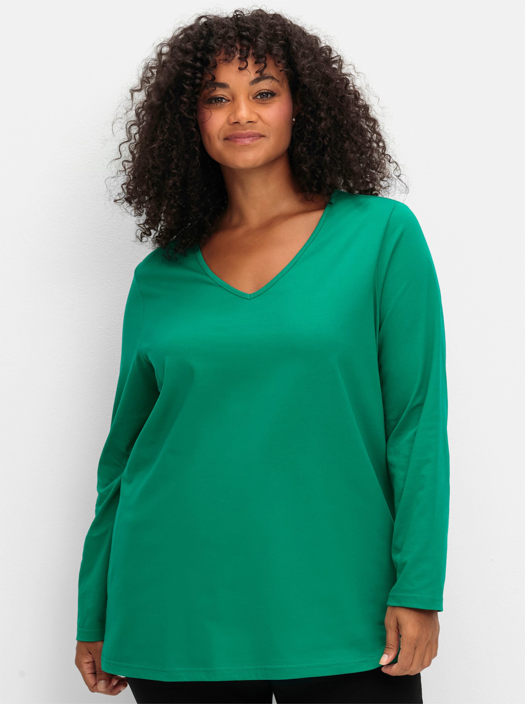 Sheego T-Shirt Langarmshirt . mit V-Ausschnitt und leichter A-Linie günstig online kaufen