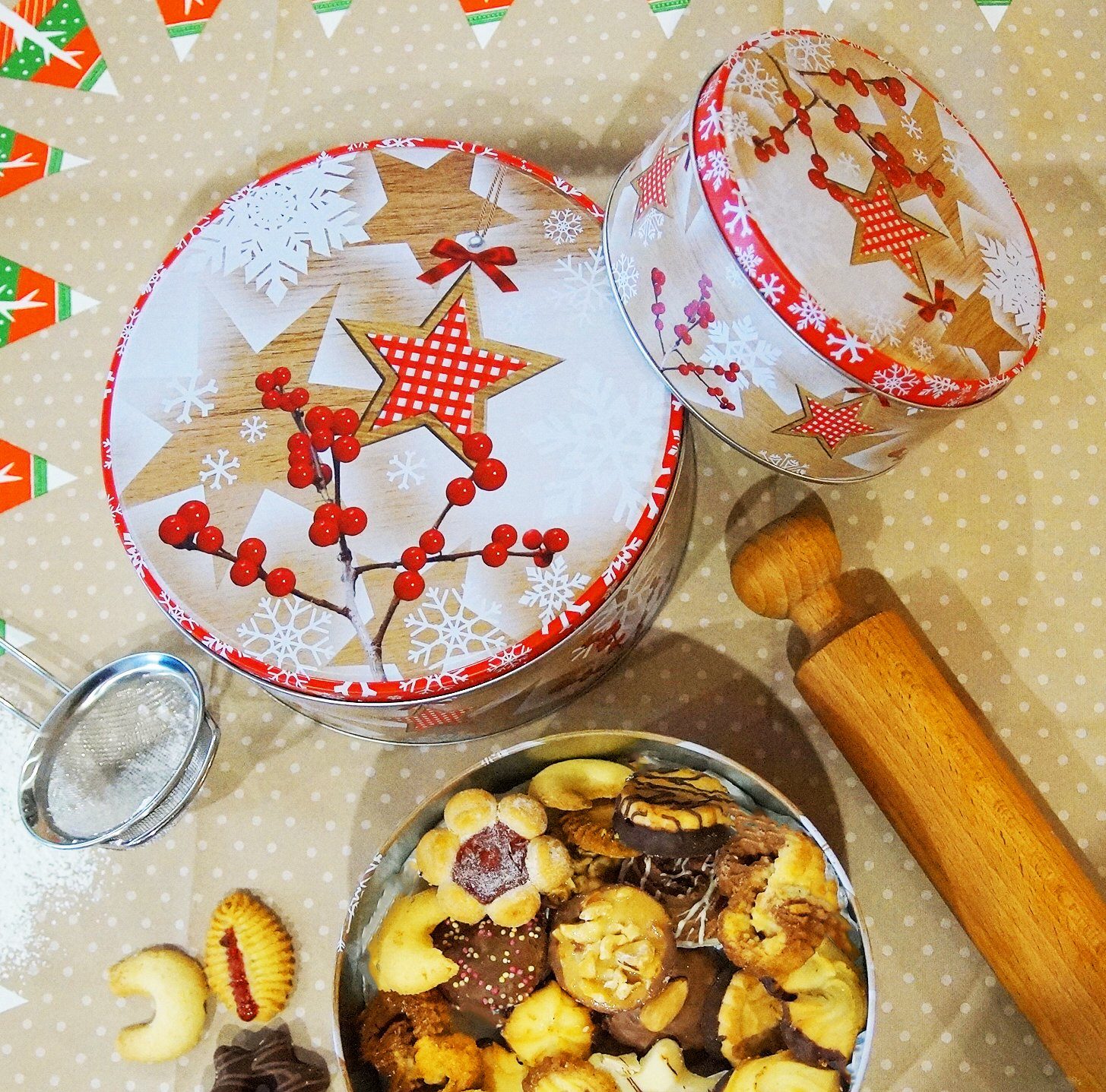 Kamber Office Keksdose Plätzchendose 3er Set Gebäckdose Weihnachten Set Keksdose Sterne