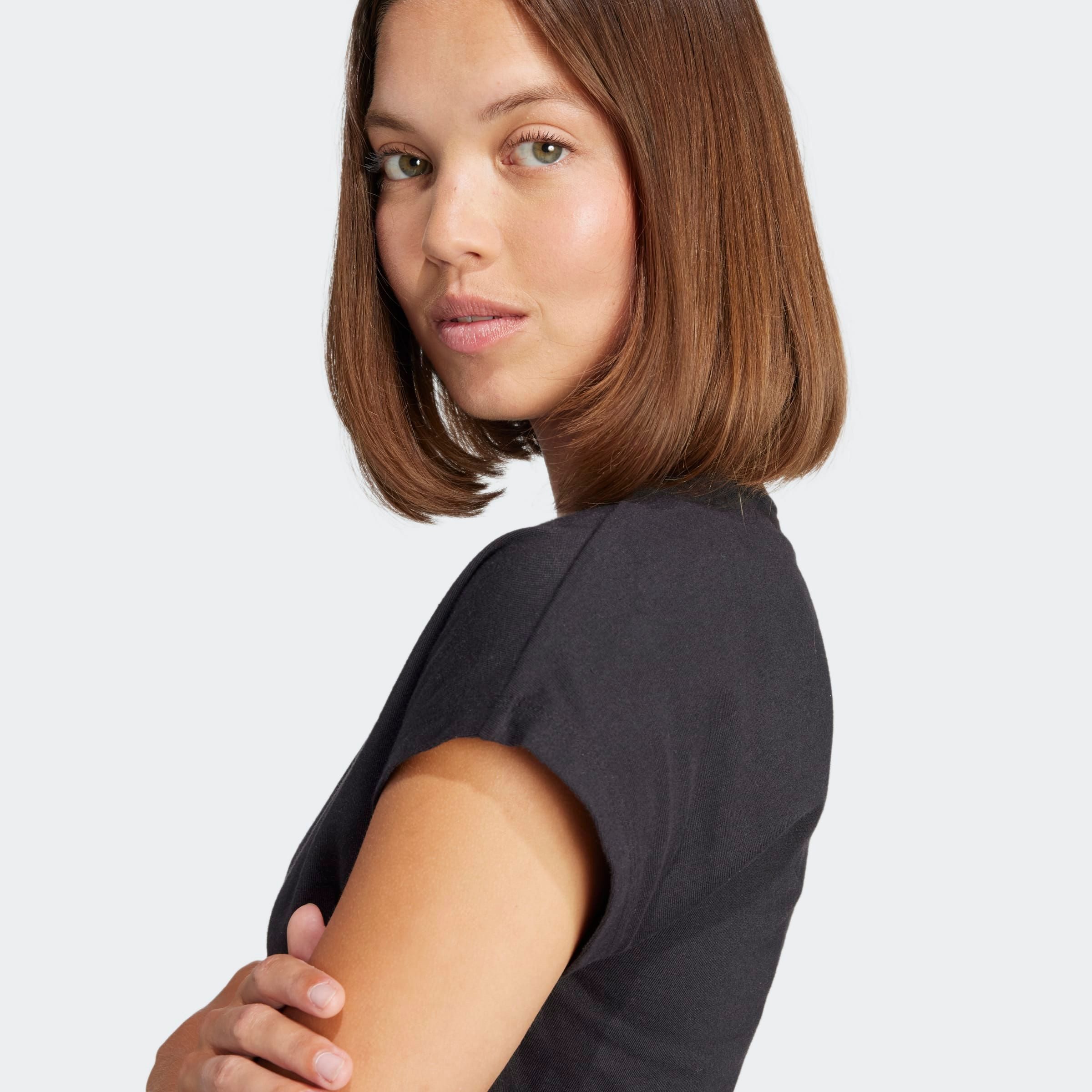 adidas Sportswear T-Shirt ESSENTIALS LINEAR COTTON sportlicher Stil, Kurzarm, ohne Verschluss, aus Baumwolle – Bild 4 von 5
