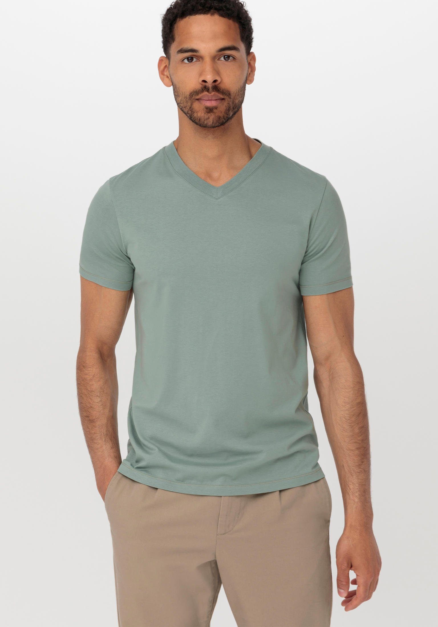 Bio-Baumwolle reiner Regular mattgrün T-Shirt Hessnatur aus