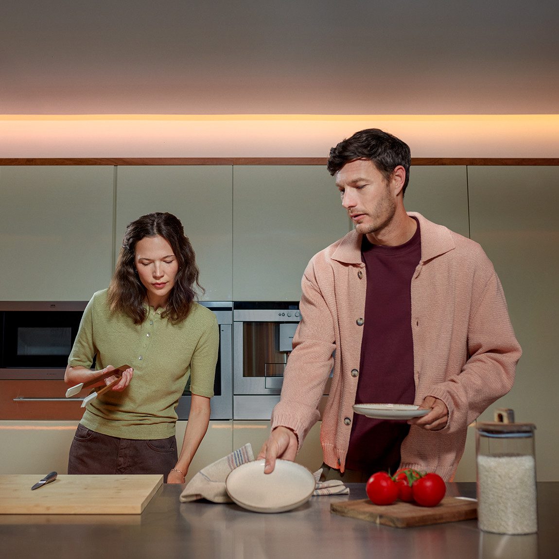 Philips Hue LED-Streifen Flux Ultra Bright Gradient Lightstrip – Bild 4 von 5