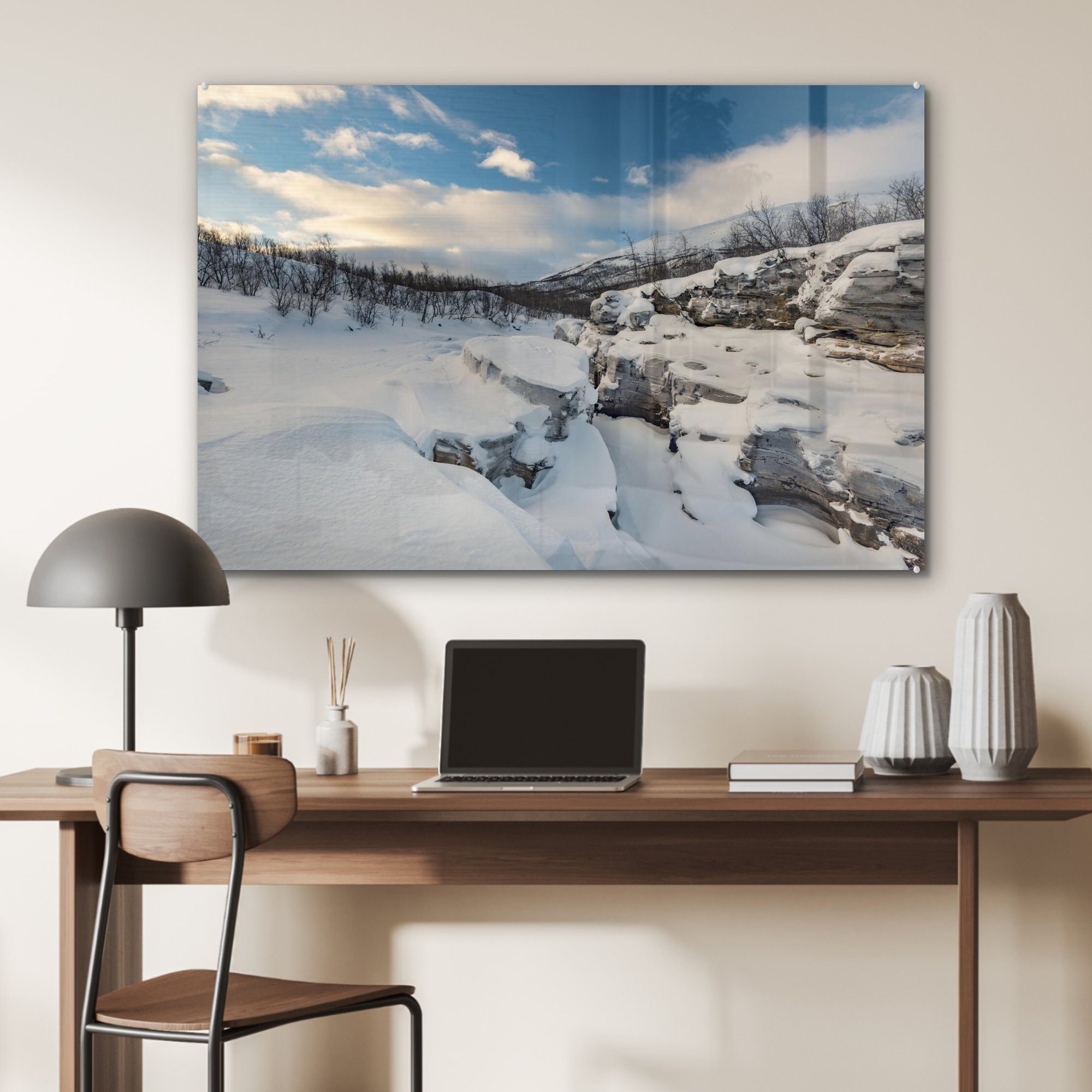 im Schlafzimmer Acrylglasbild Abisko-Nationalpark Schweden, Acrylglasbilder in verschneite Die & Landschaft Wohnzimmer MuchoWow (1 St),