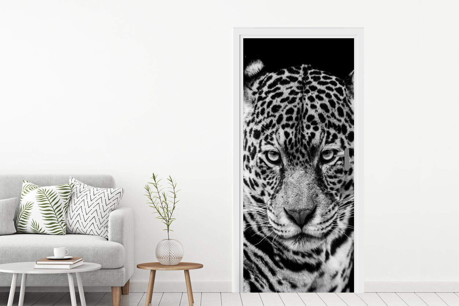 Türtapete bedruckt, Tiere Porträt, cm - 75x205 St), Tür, Türaufkleber, Schwarz Leopard (1 - MuchoWow Weiß Matt, - - für Fototapete