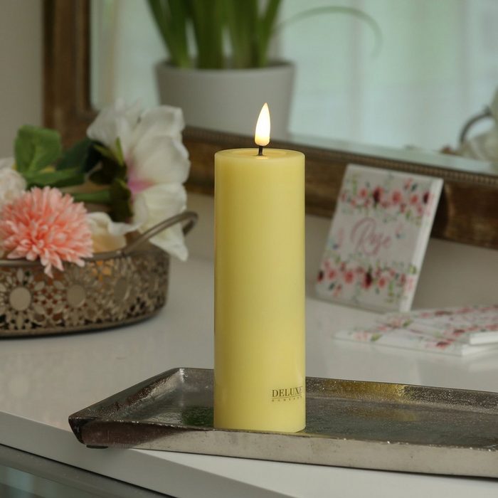Deluxe Homeart LED-Kerze LED Kerze Mia Echtwachs 3D Flamme Wachsspiegel flackernd H: 15cm D: 5cm gelb