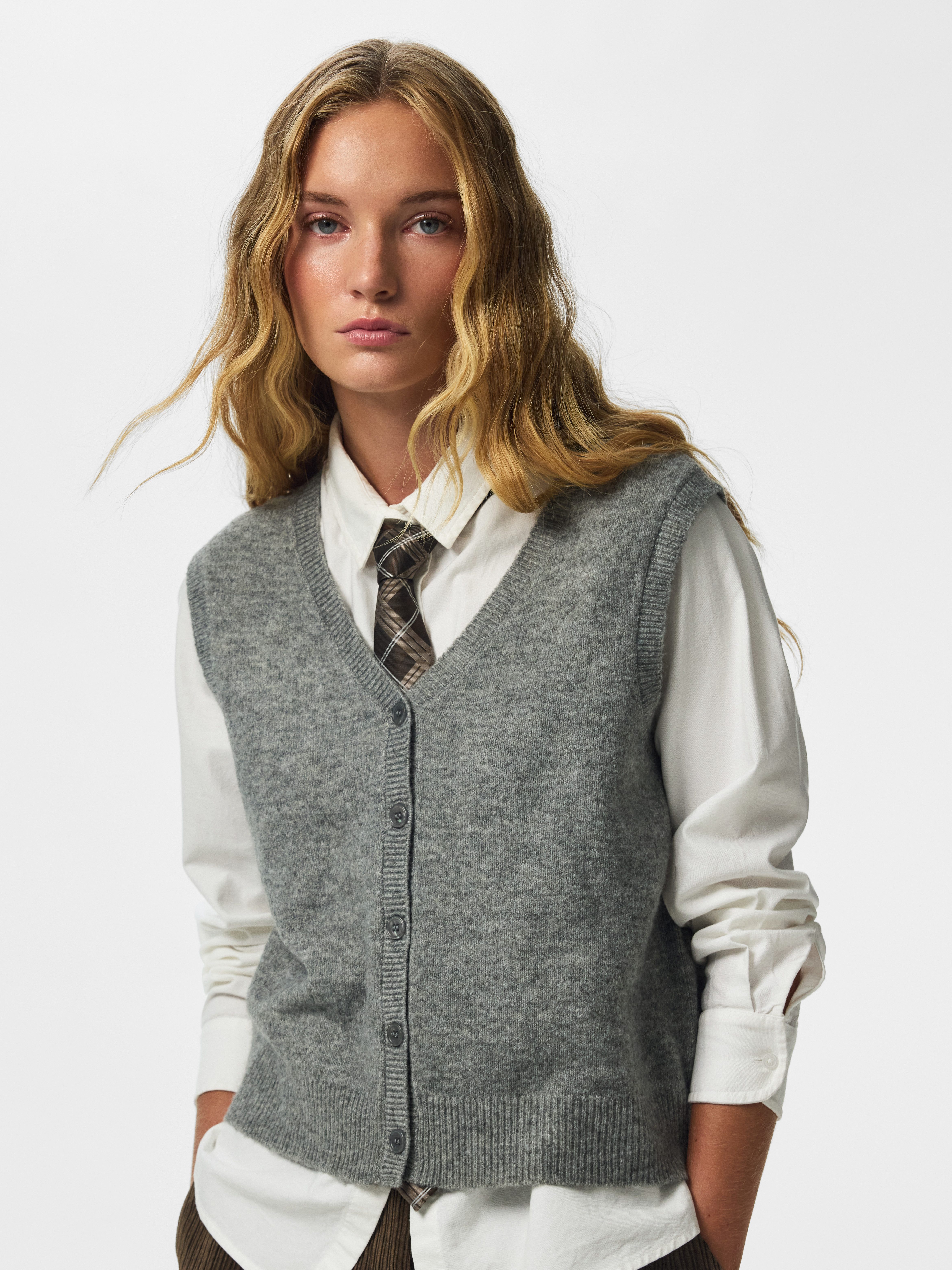 pieces Strickweste PCSALLY SL V-NECK KNIT VEST NOOS BC Materialmix