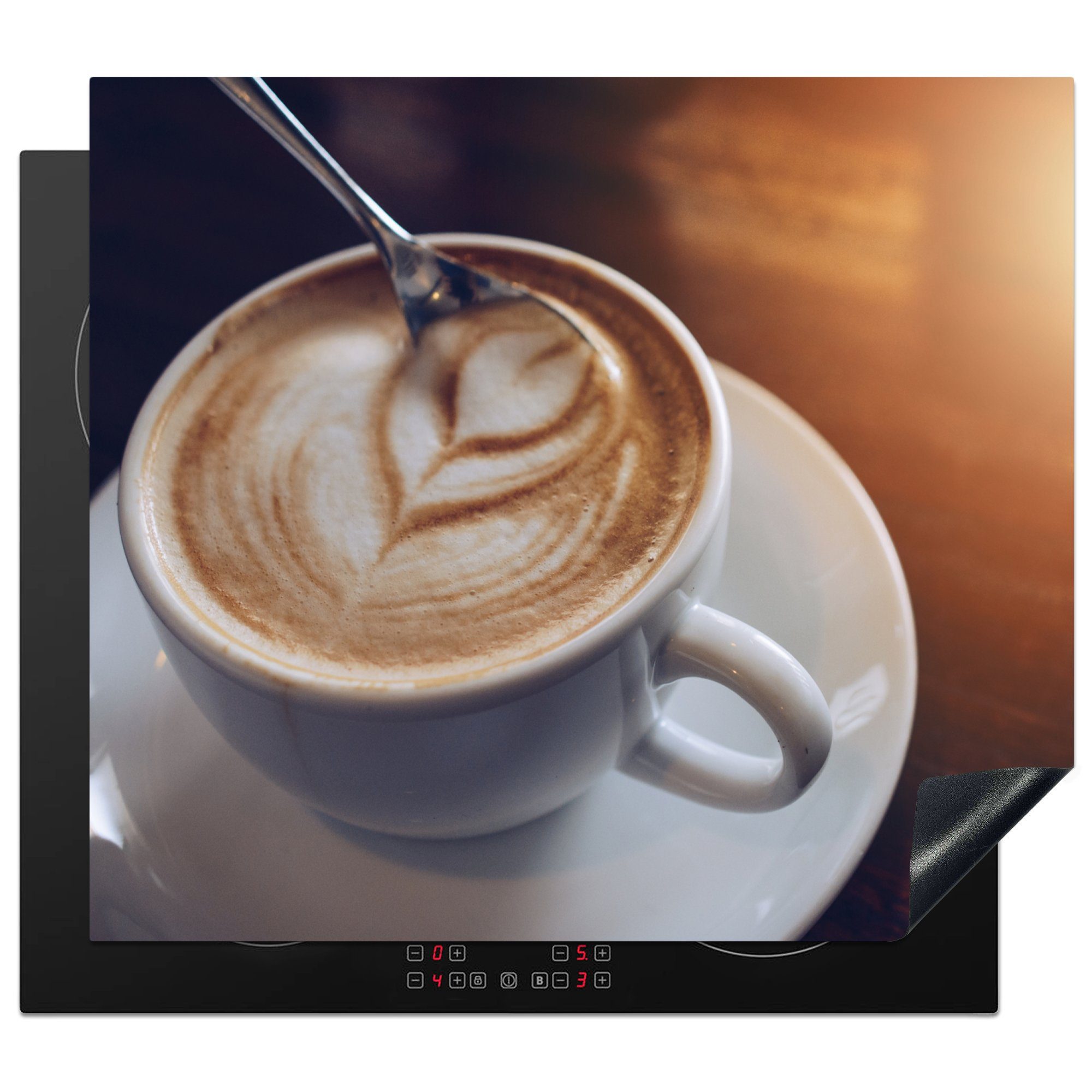 MuchoWow Herdblende-/Abdeckplatte Ein Löffel rührt durch den Schaum einer Tasse Kaffee, Vinyl, (1 tlg), 59x52 cm, Ceranfeldabdeckung für die küche, Induktionsmatte