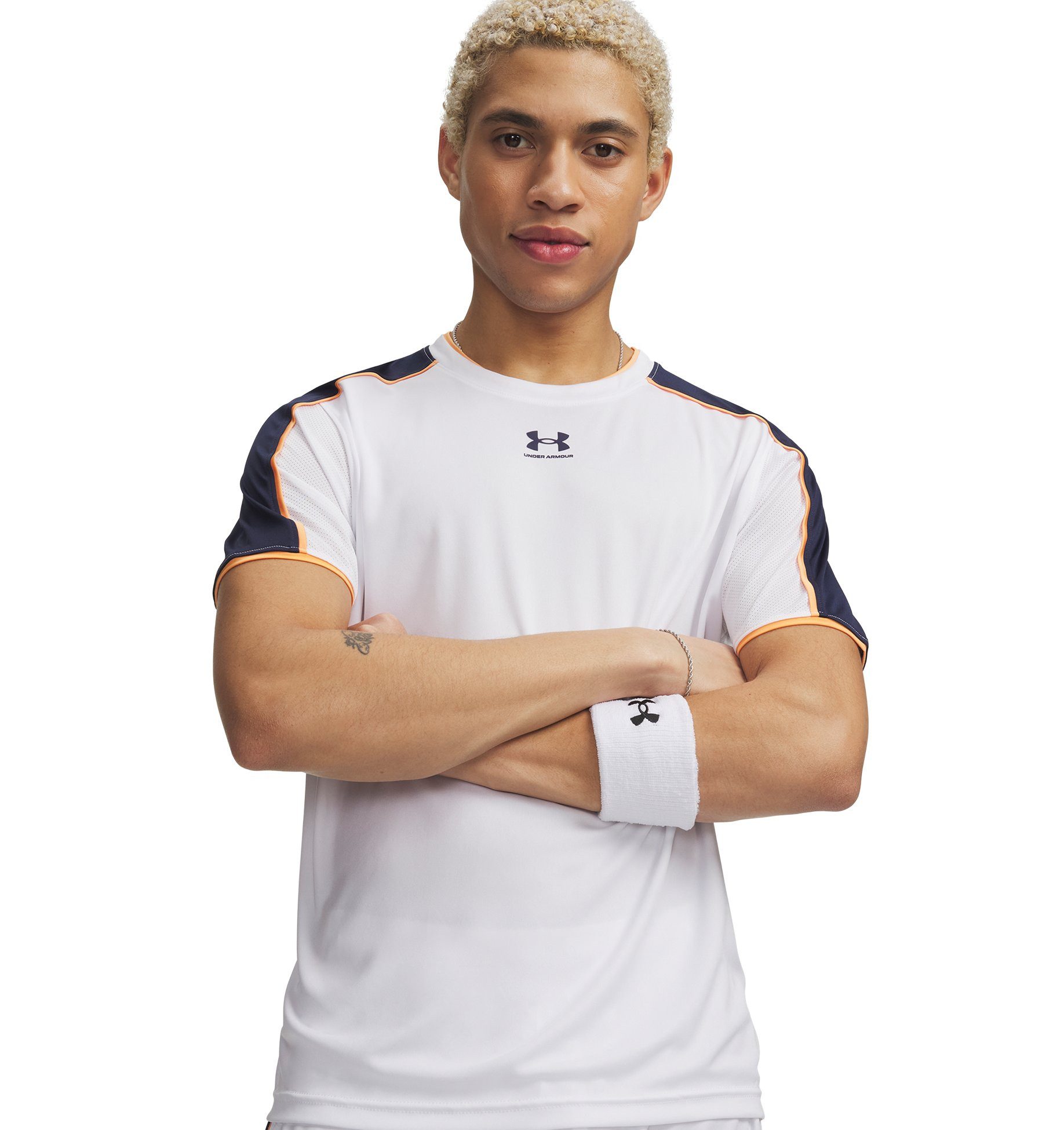 Under Armour® Trainingsshirt UA M CHALLENGER TRAIN SS kurze Ärmel, mit atmungsaktiven Mesh-Einsätzen, geruchsregulierend