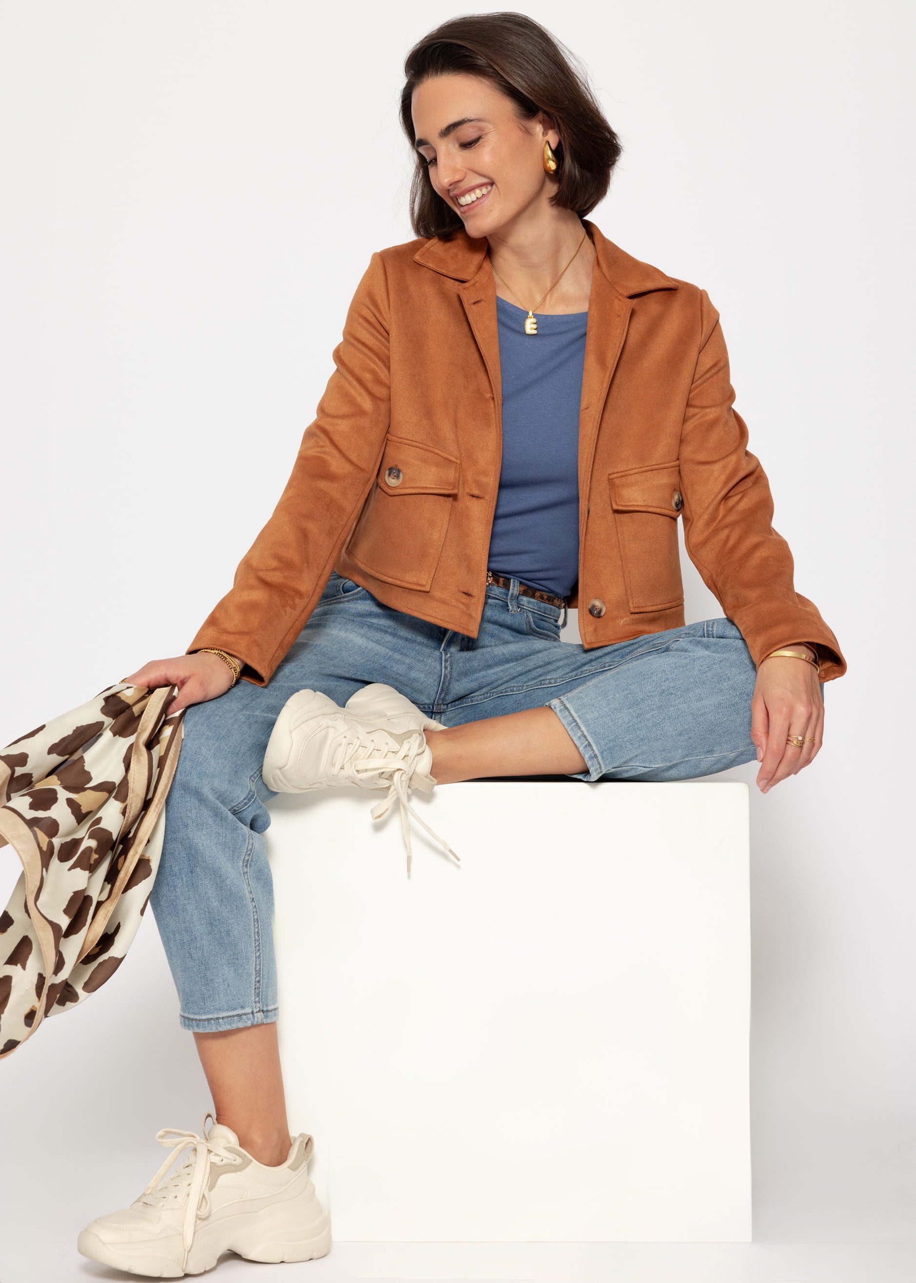 SASSYCLASSY Blusenjacke Wildleder Jacke Damen kurz günstig online kaufen