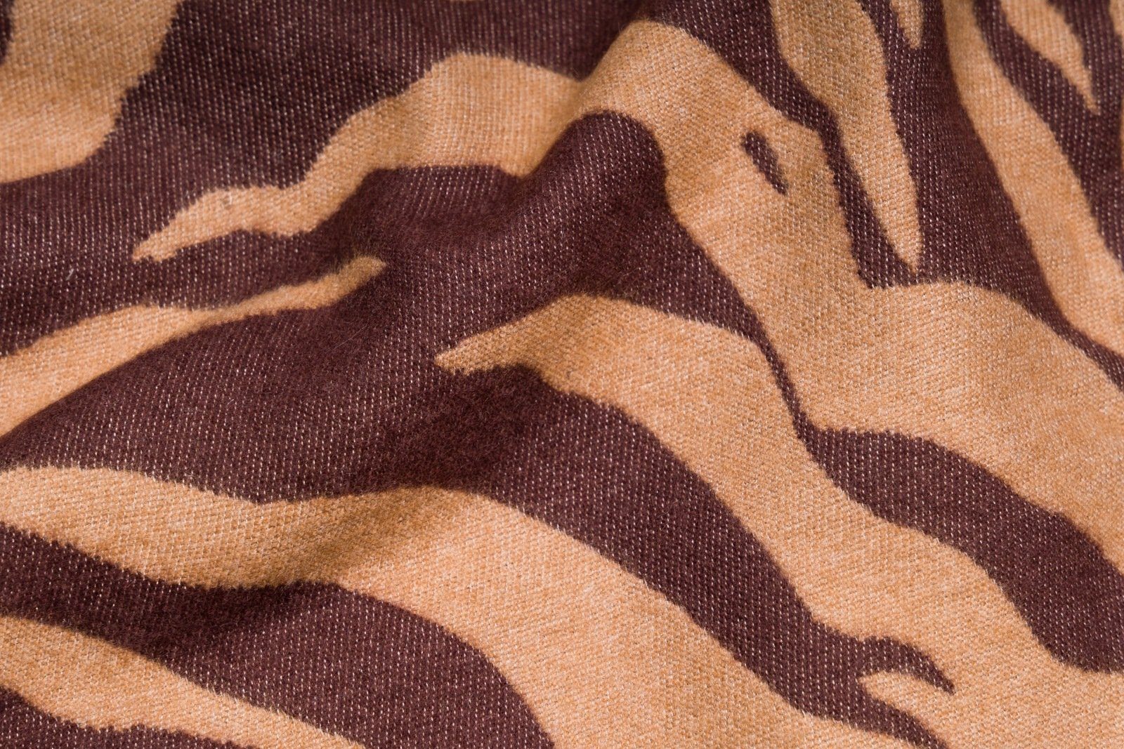 styleBREAKER Zebra mit (1-St), Muster Schal Braun-Dunkelbraun Modeschal,