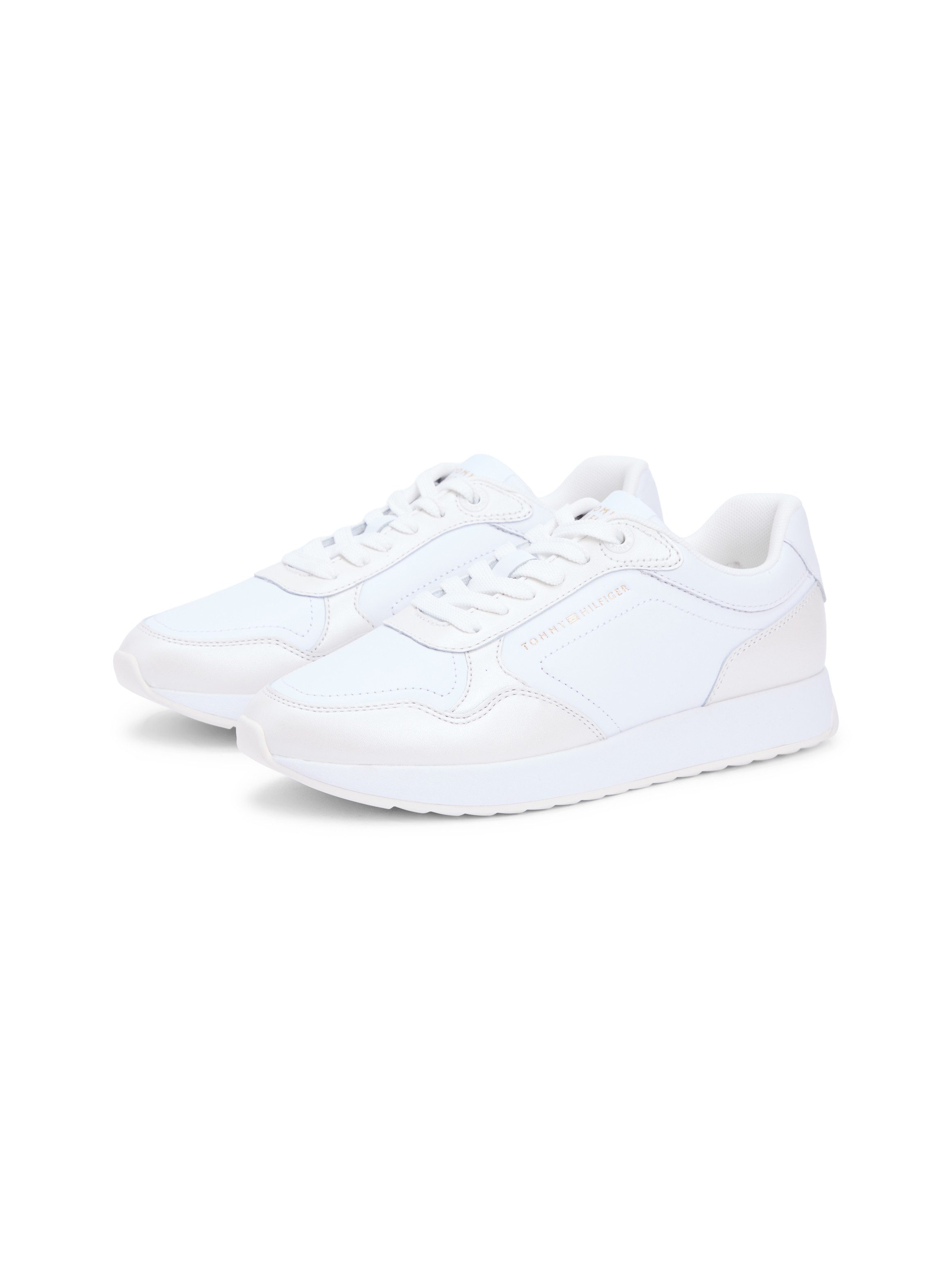 Tommy Hilfiger TH CHIC EVA RUNNER Plateausneaker Freizeitschuh, Halbschuh, Schnürschuh in leicht glänzender Optik