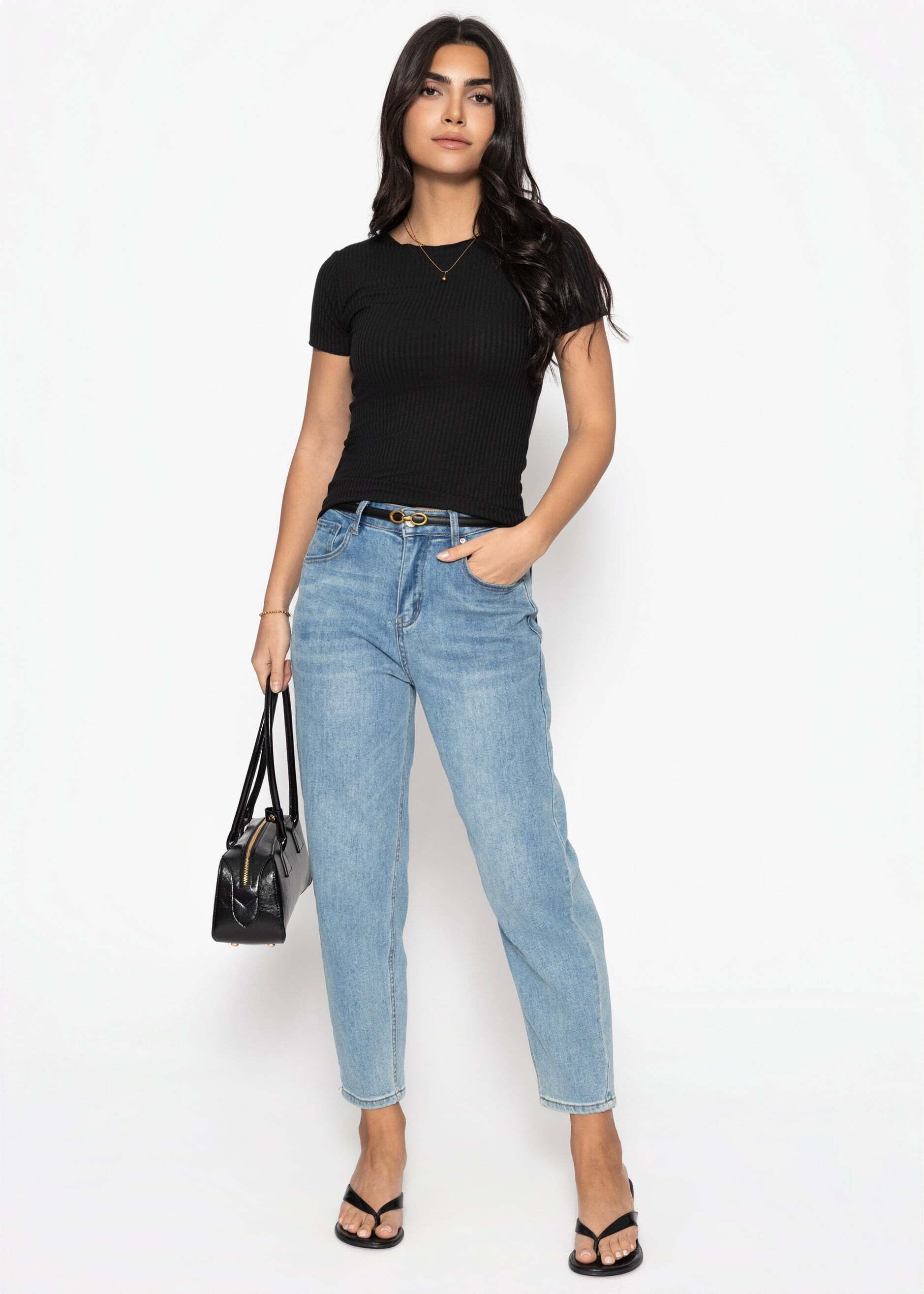 SASSYCLASSY T-Shirt Kurzarmshirt in geripptem Jersey für Damen Schlichtes T-Shirt mit Rundhalsuasschnitt in körpernahem Schnitt