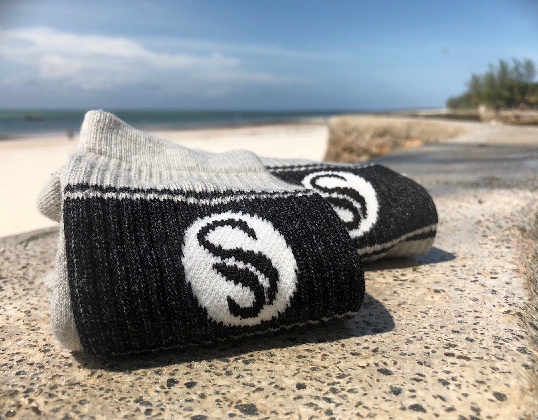 Stark Soul® Sportsocken Crew Socken im RETRO-Design (6 Paar) mit gepolsterter Sohle 6er-Pack, extra breiter Rippbund, Größenanagabe, flache Zehennaht