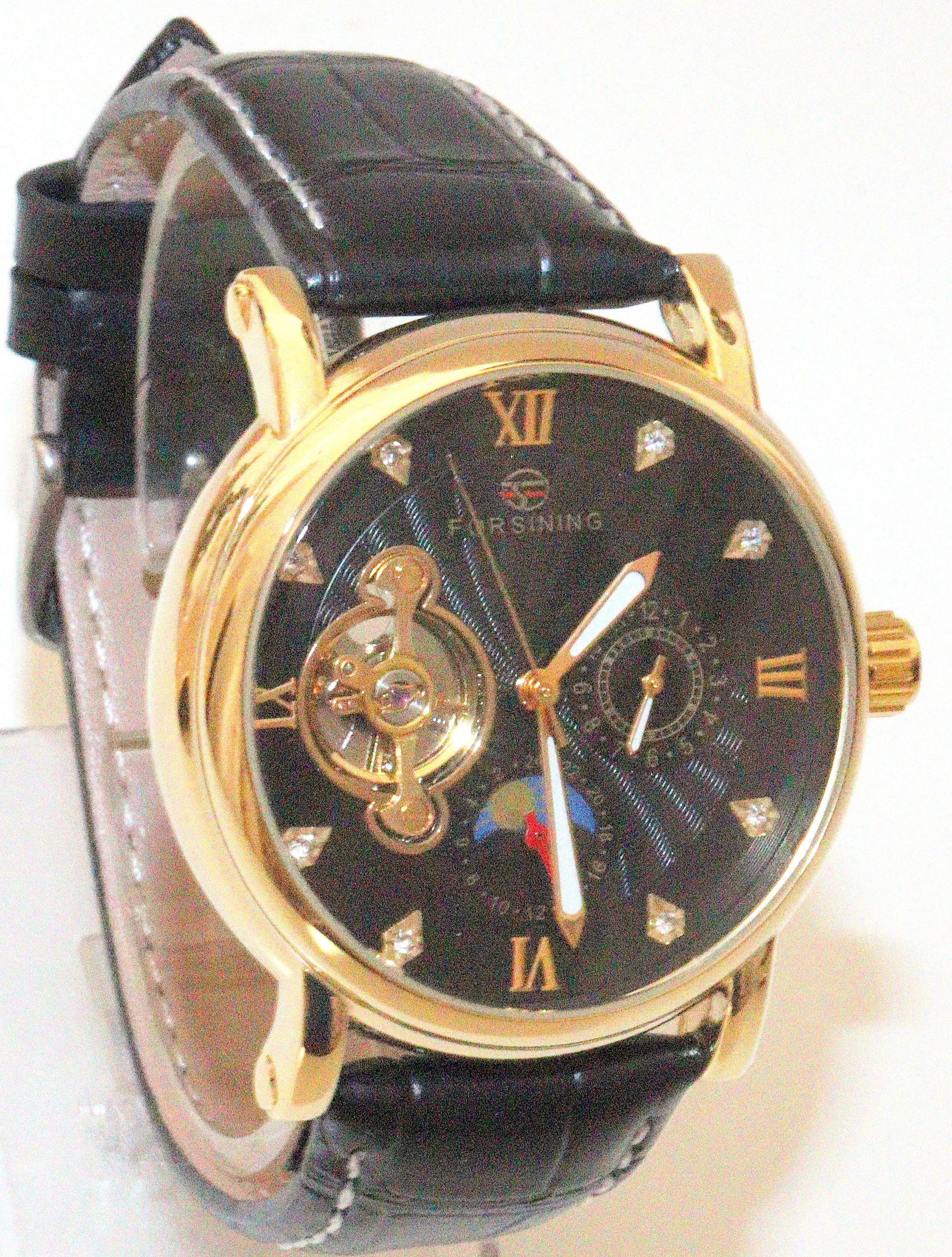 Rötting Design Automatikuhr Herrenuhr Automatikuhr Marke Forsining schwarzes Ziffernblatt, Tag/Nacht Phasen Anzeige, goldfarbenes Gehäuse