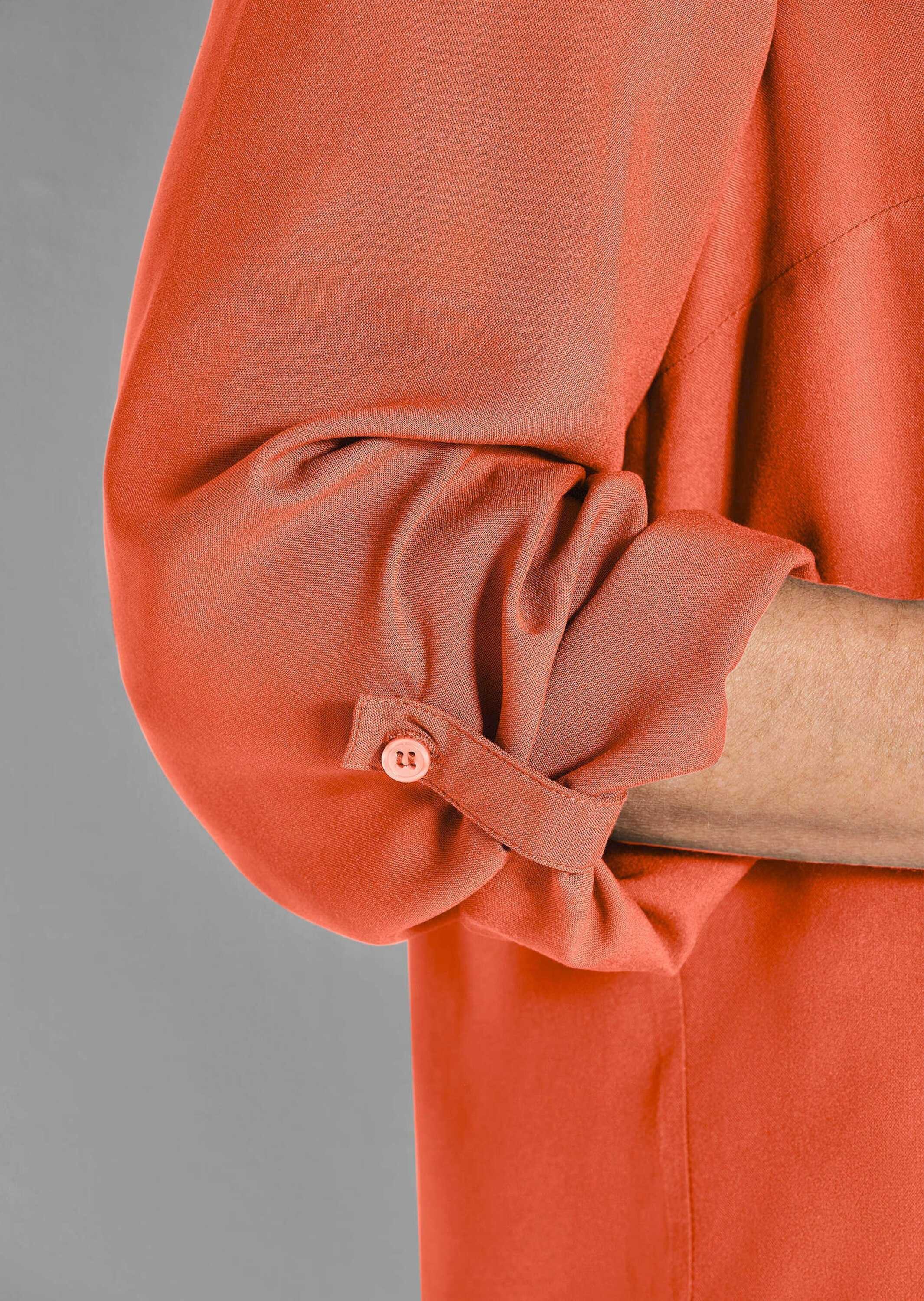 GOLDNER Schlupfbluse Elegante Viskosebluse mit V-Ausschnitt Luftige Bluse mit Fältchen, Knopfleiste und Langarm
