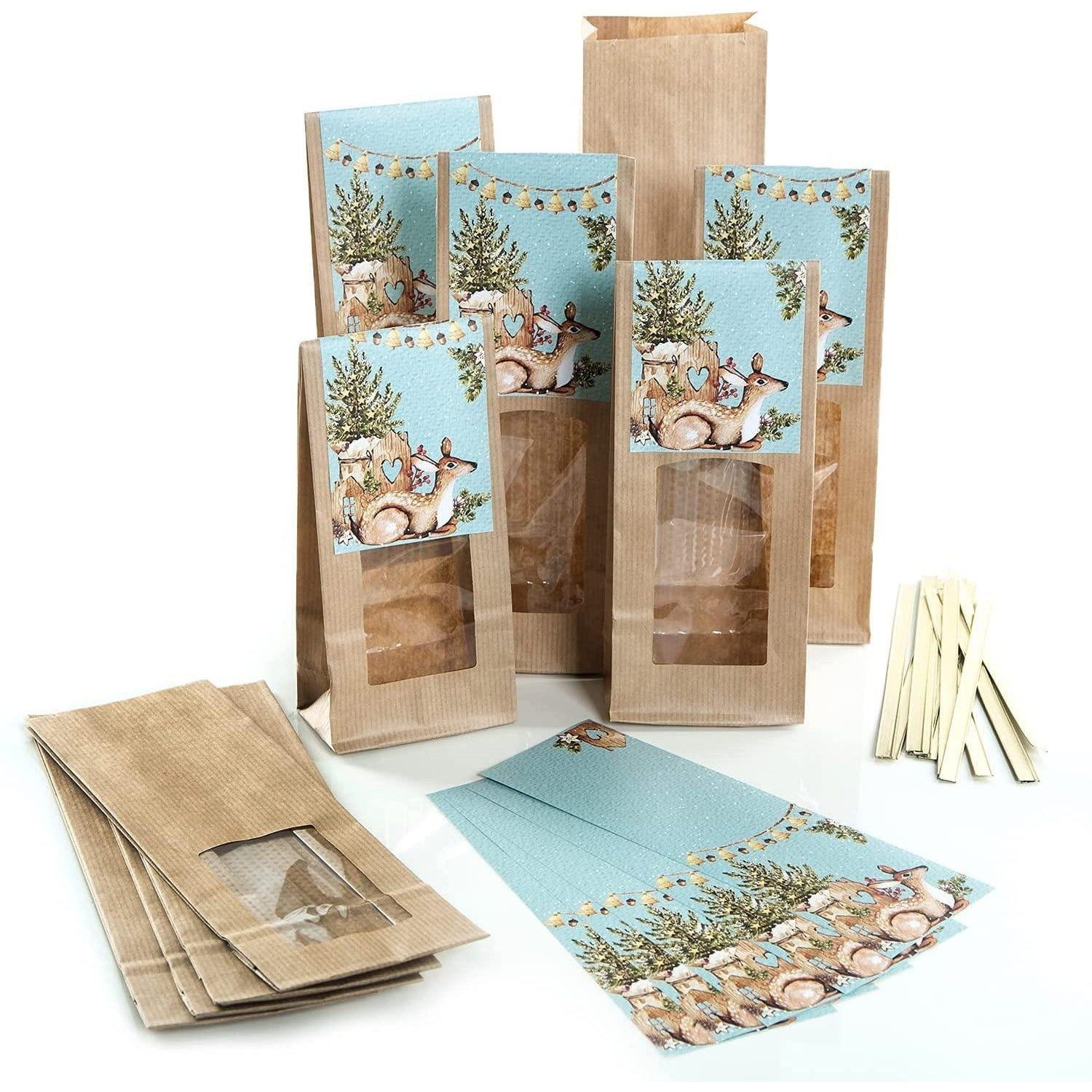 Logbuch-Verlag Dekofigur 25 Plätzchentüten mit Fenster 26,5 x 8,5 x 5 cm + Weihnachtsaufkleber