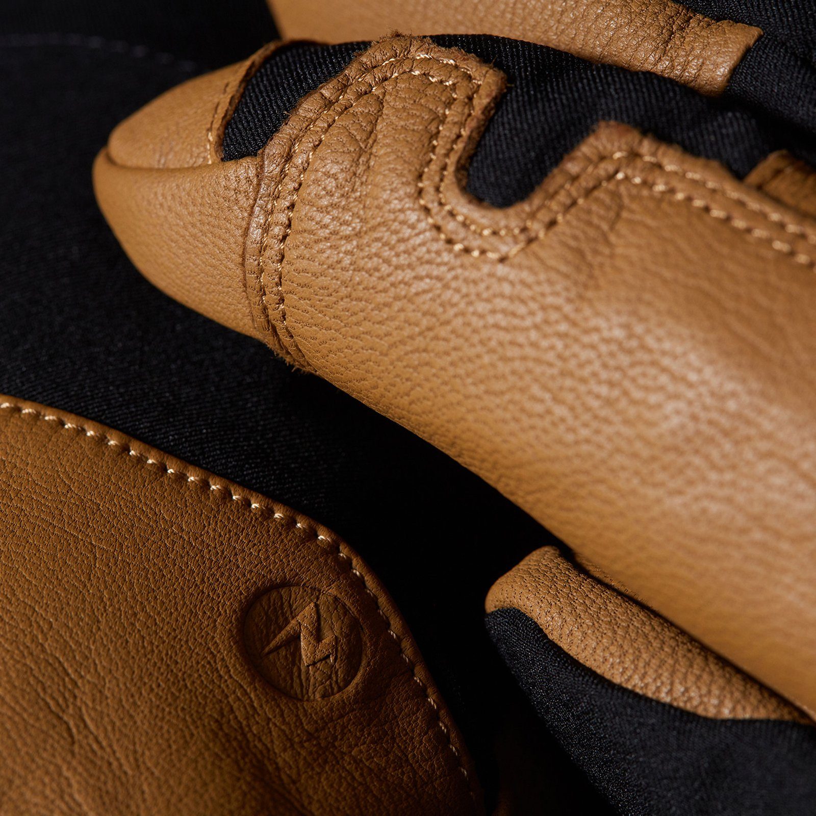 Marmot Skihandschuhe Exum Guide Glove mit aufgedrucktem Markenlogo