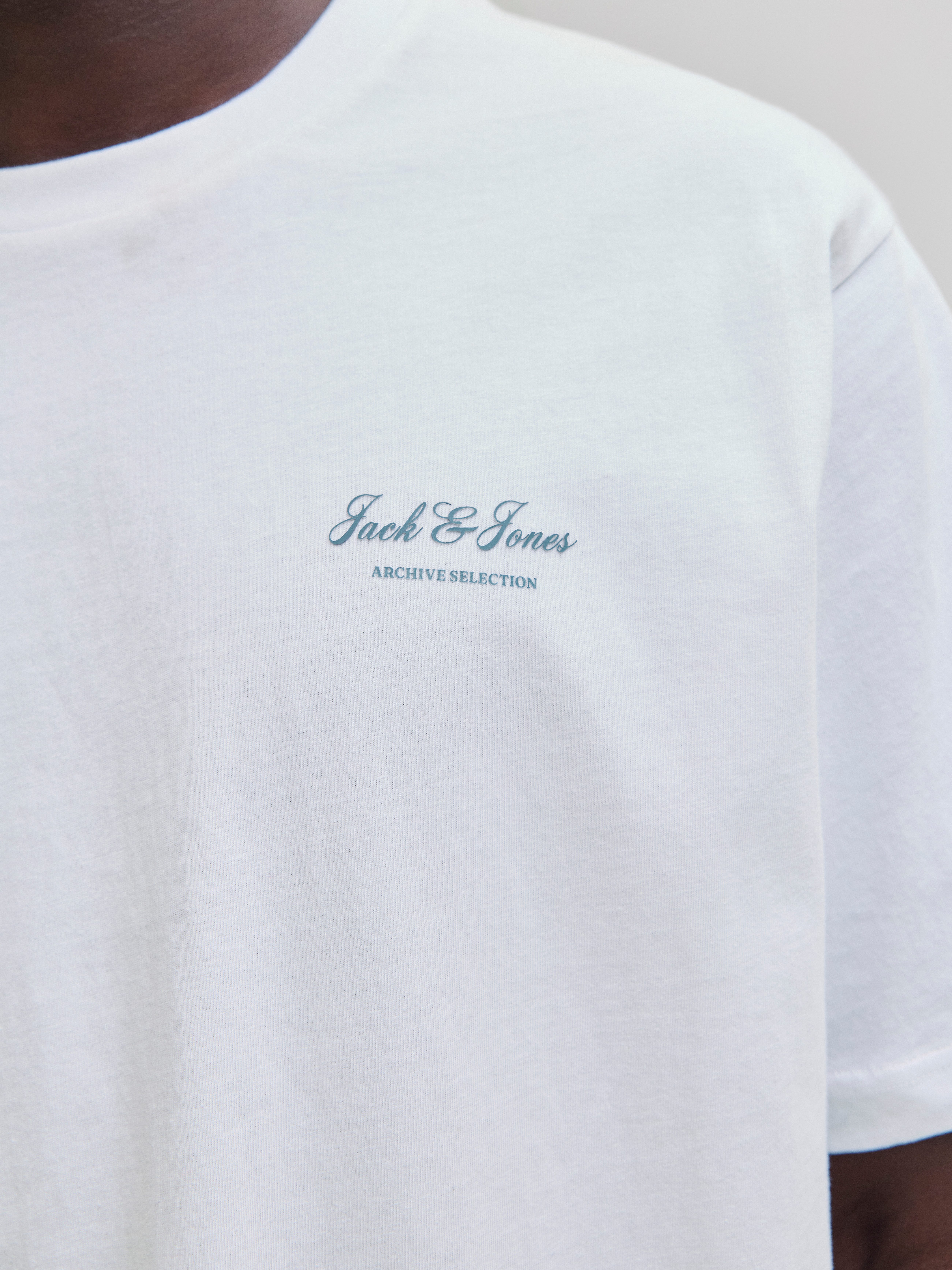 Jack & Jones Rundhalsshirt JJEARCHIVE GRAPHIC TEE SS O-NECK NOOS Baumwolle, relaxed fit